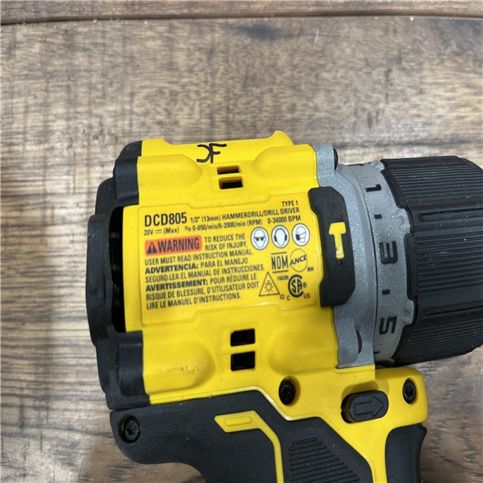 AS-IS DEWALT Hammer Drill /Impact Driver Combo Kit