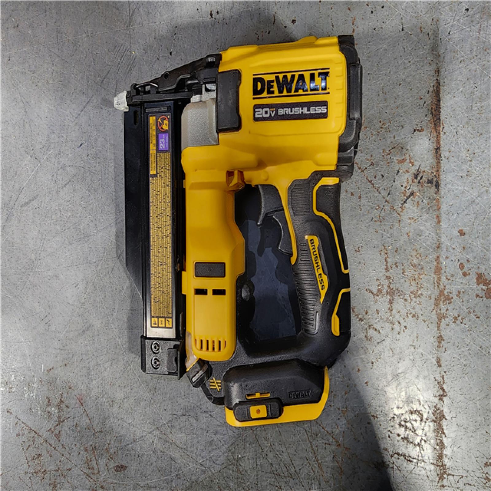 HOUSTON LOCATION - AS-IS DEWALT ATOMIC 20V MAX Lithium Ion Cordless 23 Gauge Pin Nailer Kit with 2.0Ah Battery and Charger