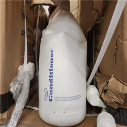 Phoenix Location Saguaro Conditioner, Gallon Jug With Pump Dispenser, Case Of 4 (42 Lot)