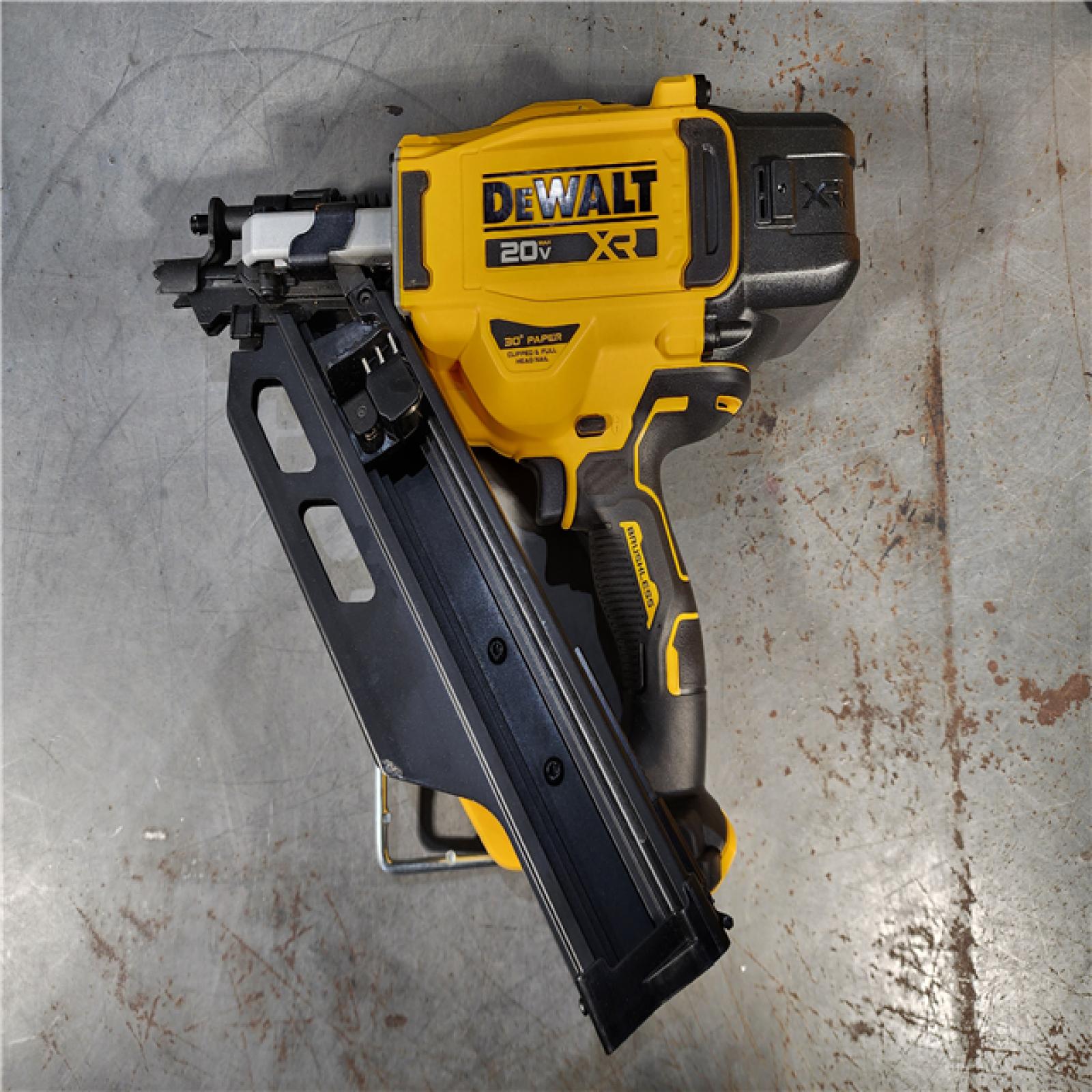 HOUSTON LOCATION - AS-IS (APPEARS LIKE NEW) DEWALT 20-Volt 30Â° Cordless Framing Nailer (Tool-Only)