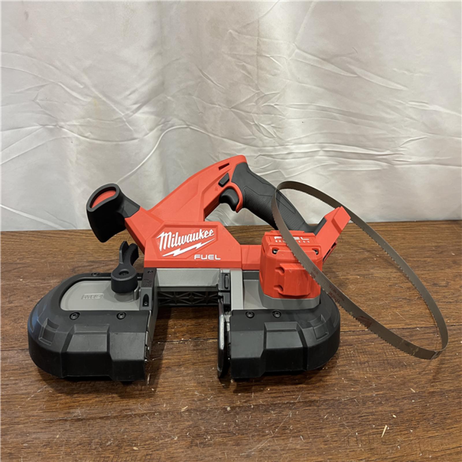 AS-ISMilwaukee M18 FUEL Compact Band Saw