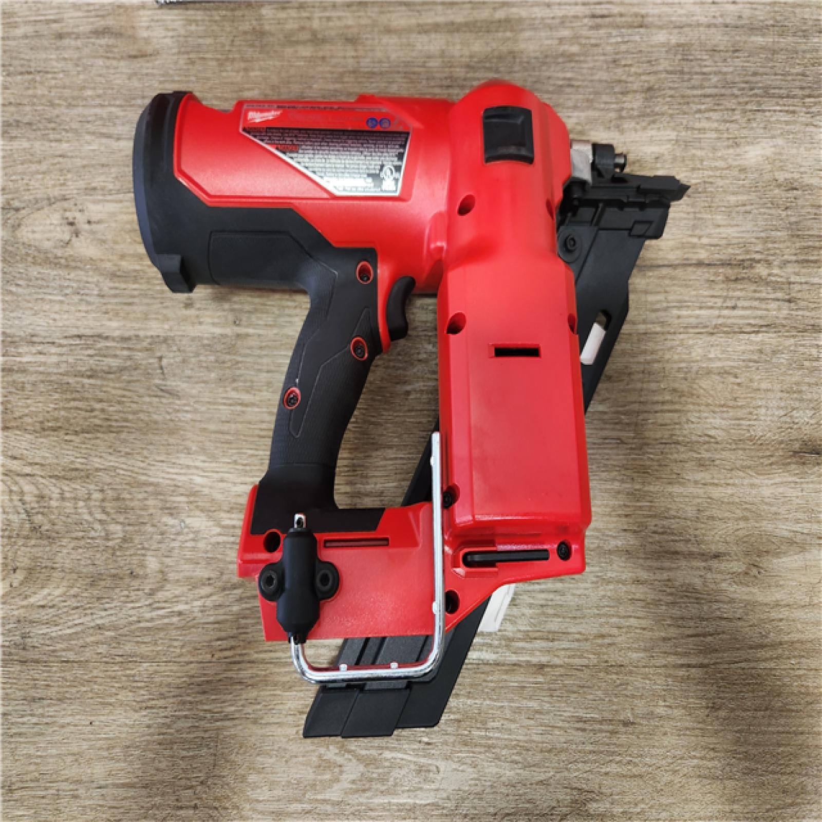 Phoenix Location Appears NEW Milwaukee M18 FUEL 3-1/2 in. 18-Volt 21-Degree Lithium-Ion Brushless Cordless Framing Nailer (Tool-Only) 2744-20