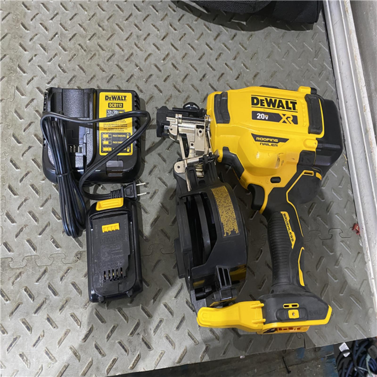 Houston location AS-IS DEWALT Stanley  Black & Decker 2007898 Roofing Nailer Cordless