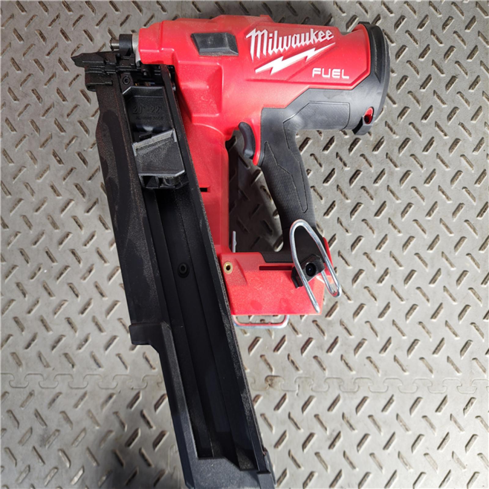 HOUSTON LOCATION - AS-IS Milwaukee 2744-20 M18 FUEL 21-Degree Cordless Framing Nailer (Tool Only)