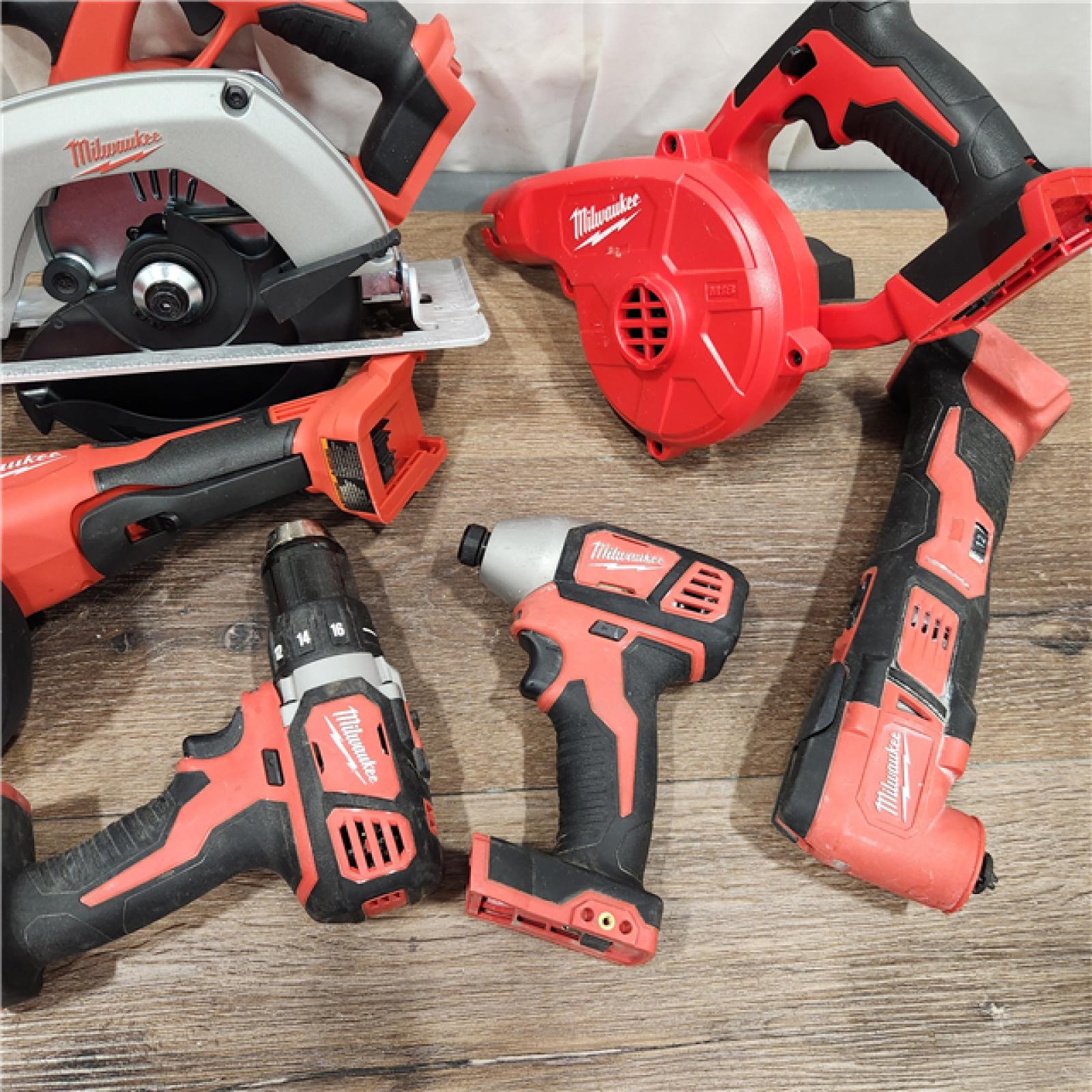 AS-IS M18 18-Volt Lithium-Ion Cordless Combo Kit (9-Tool) with (2) Batteries, Charger, and Tool Bag