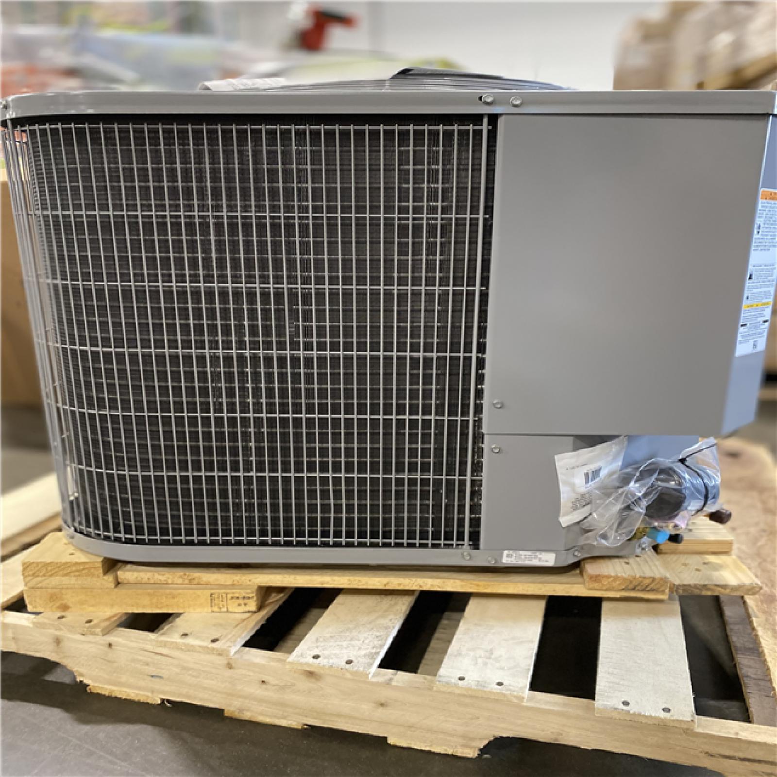 DALLAS LOCATION - Smartcomfort® by Carrier 3 Ton 14 SEER Heat Pump - 2022 Model - Northern States