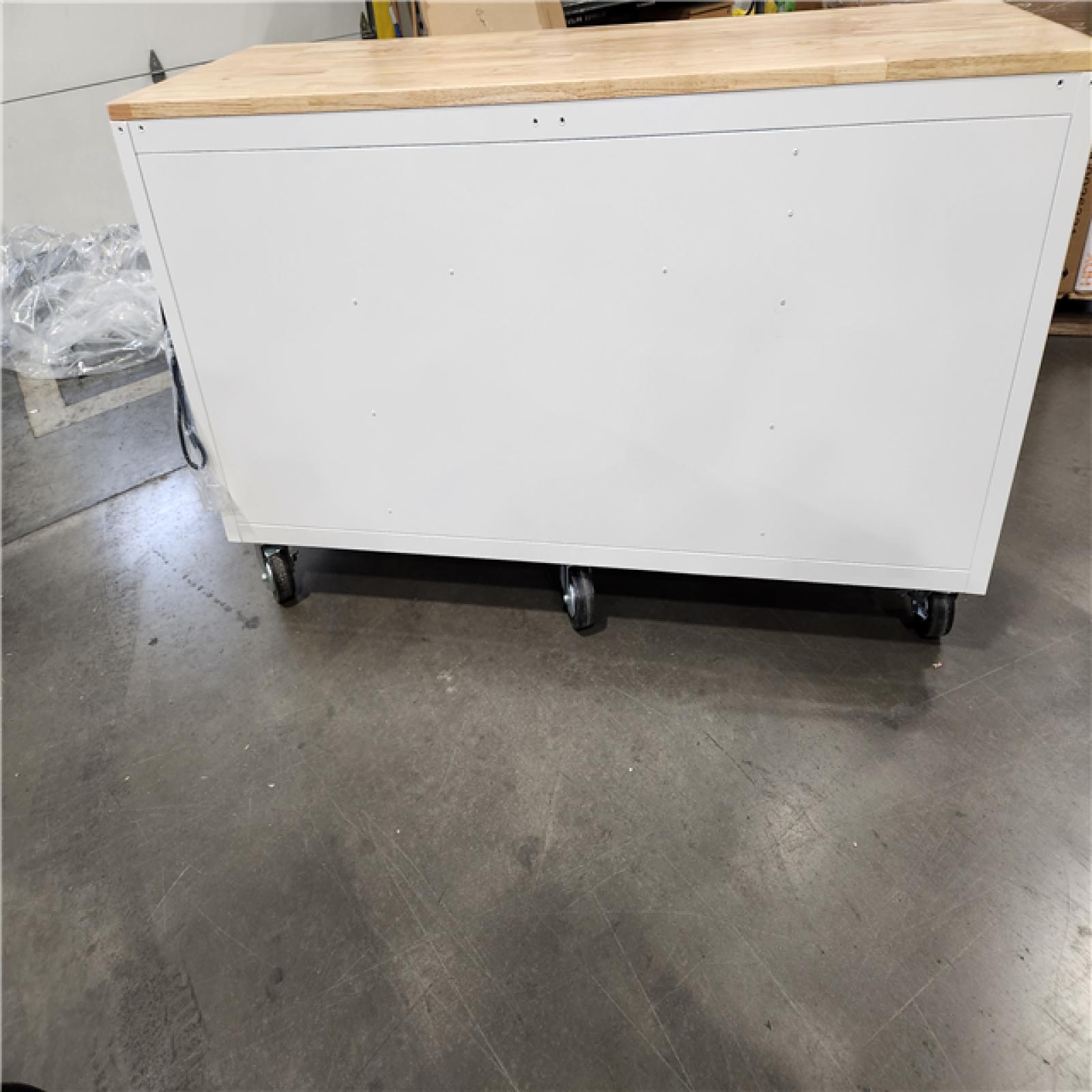 DALLAS LOCATION - Husky Tool Storage 72 in. W Standard Duty Gloss White Mobile Workbench Tool Chest