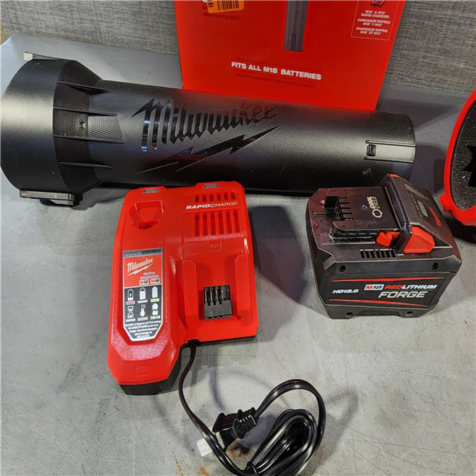 HOUSTON LOCATION - AS-IS (APPEARS LIKE NEW) M18 FUEL 120 MPH 500 CFM 18V Brushless Cordless Battery Powered Leaf Blower Kit W/12.0 Ah FORGE Battery & Rapid Charger