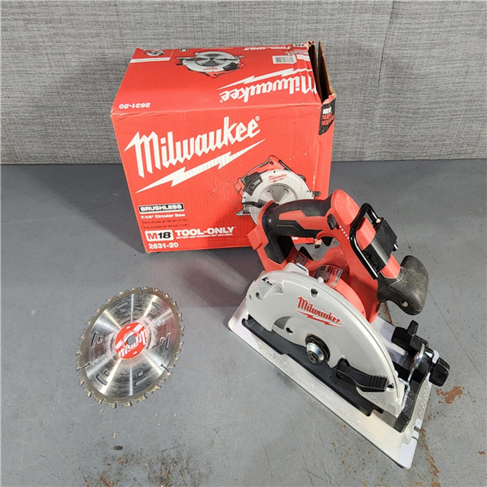 HOUSTON LOCATION - AS-IS Milwaukee M18 7-1/4  18V Brushless Circular Saw 2631-20 (Bare Tool)