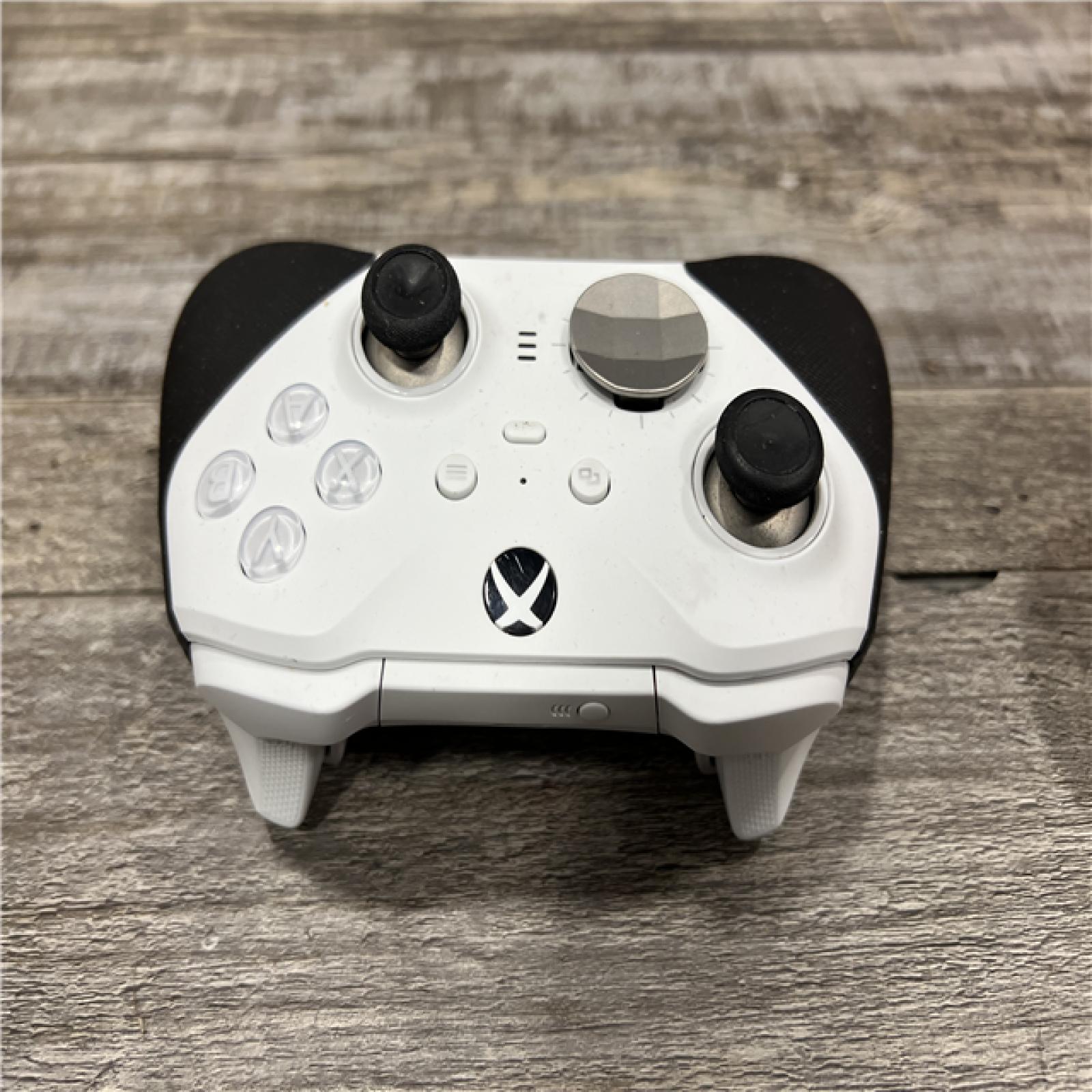 AS-IS Microsoft - Elite Series 2 Core Wireless Controller