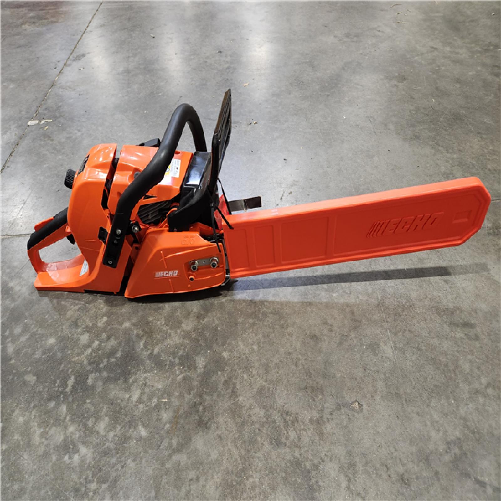 LIKE NEW- ECHO 20 in. 59.8 Cc Gas 2-Stroke Cycle Chainsaw