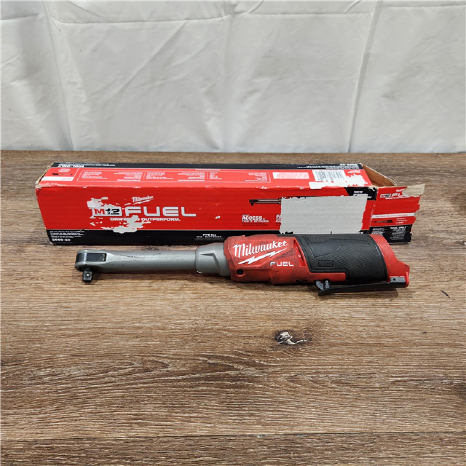 AS-IS Milwaukee M12 FUEL Brushless Cordless 3/8 Extended Reach High Speed Ratchet (Tool Only)