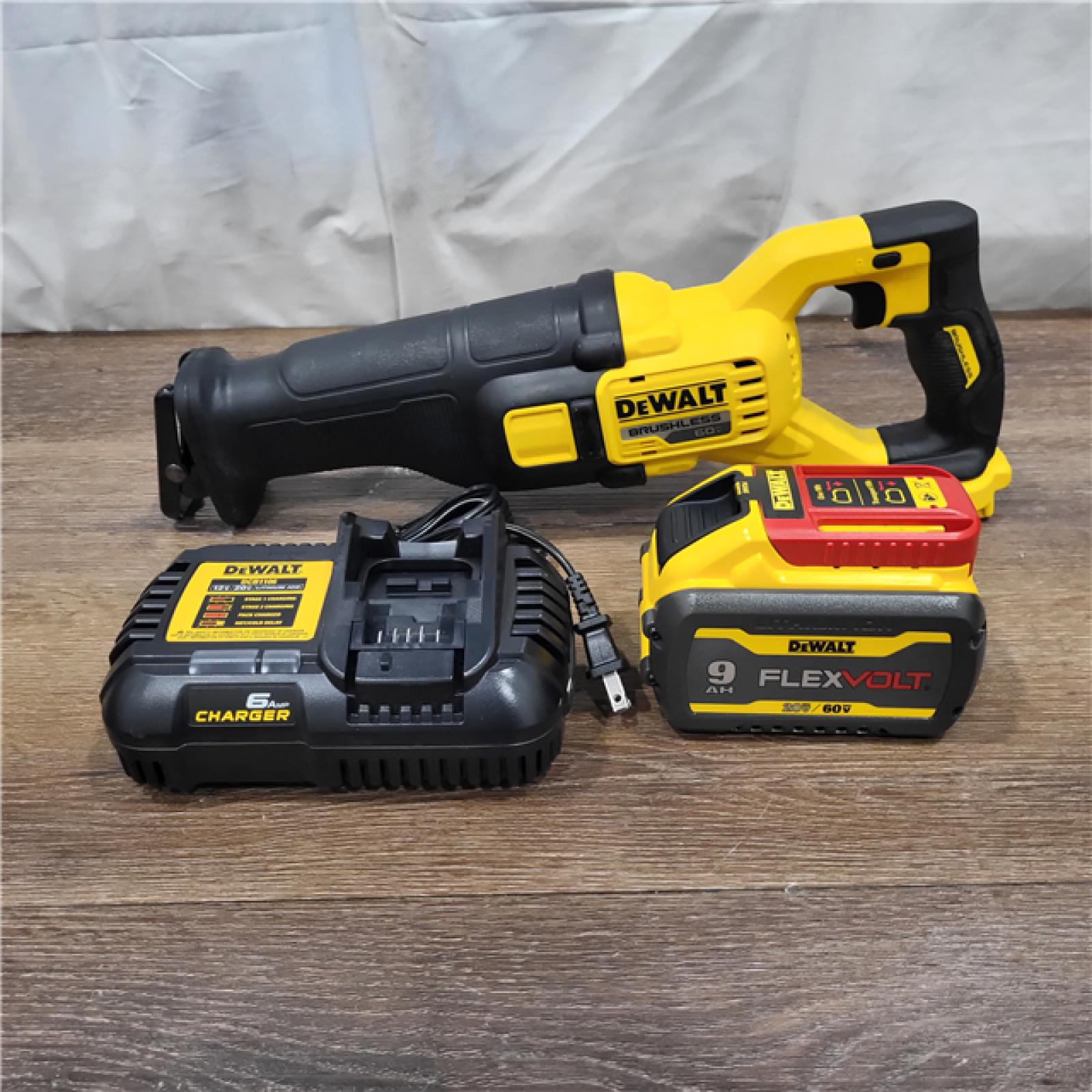 NEW! FLEXVOLT 60V MAX Cordless Brushless Reciprocating Saw with (1) FLEXVOLT 9.0Ah Battery