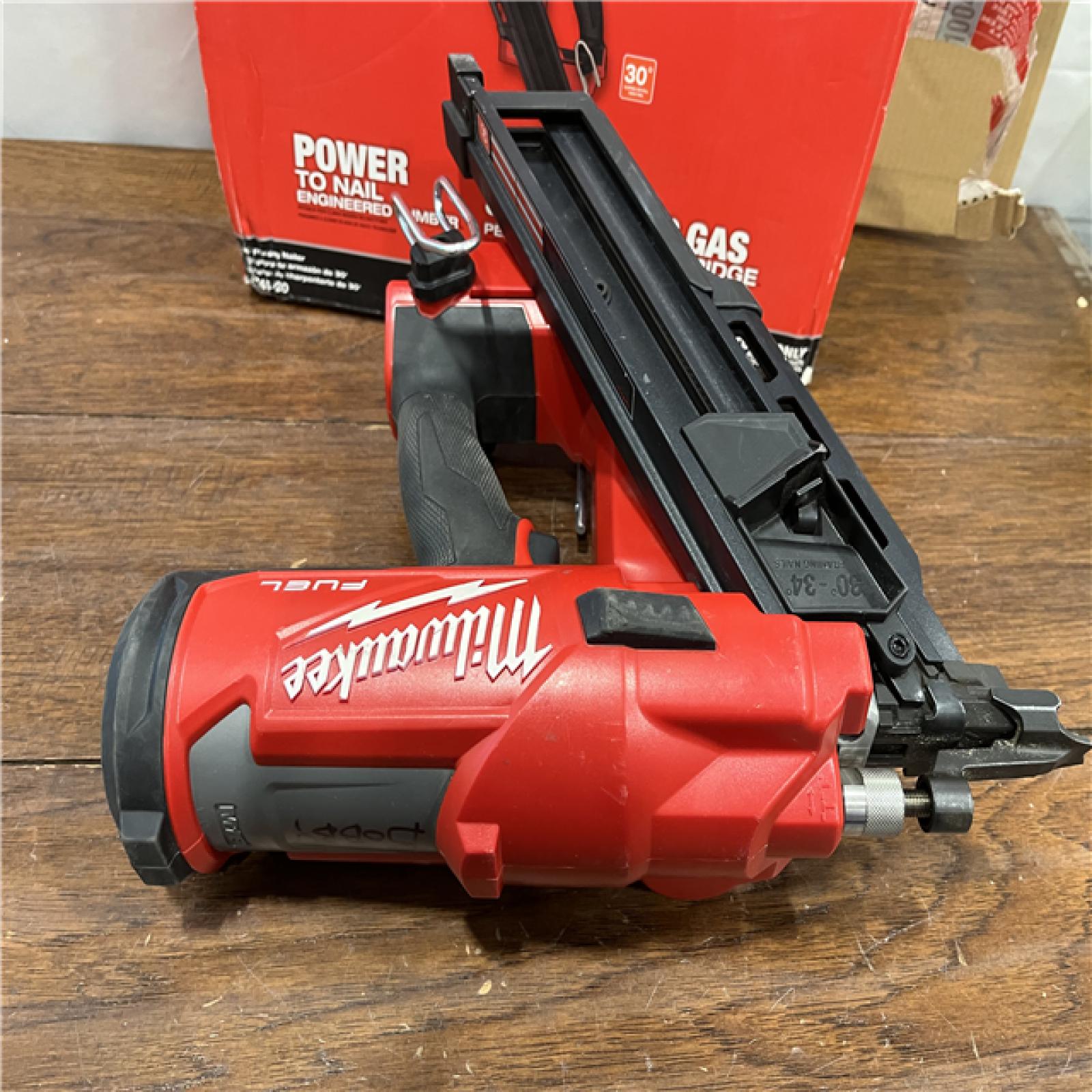 AS-ISMilwaukee M18 FUEL 30 Degree Framing Nailer