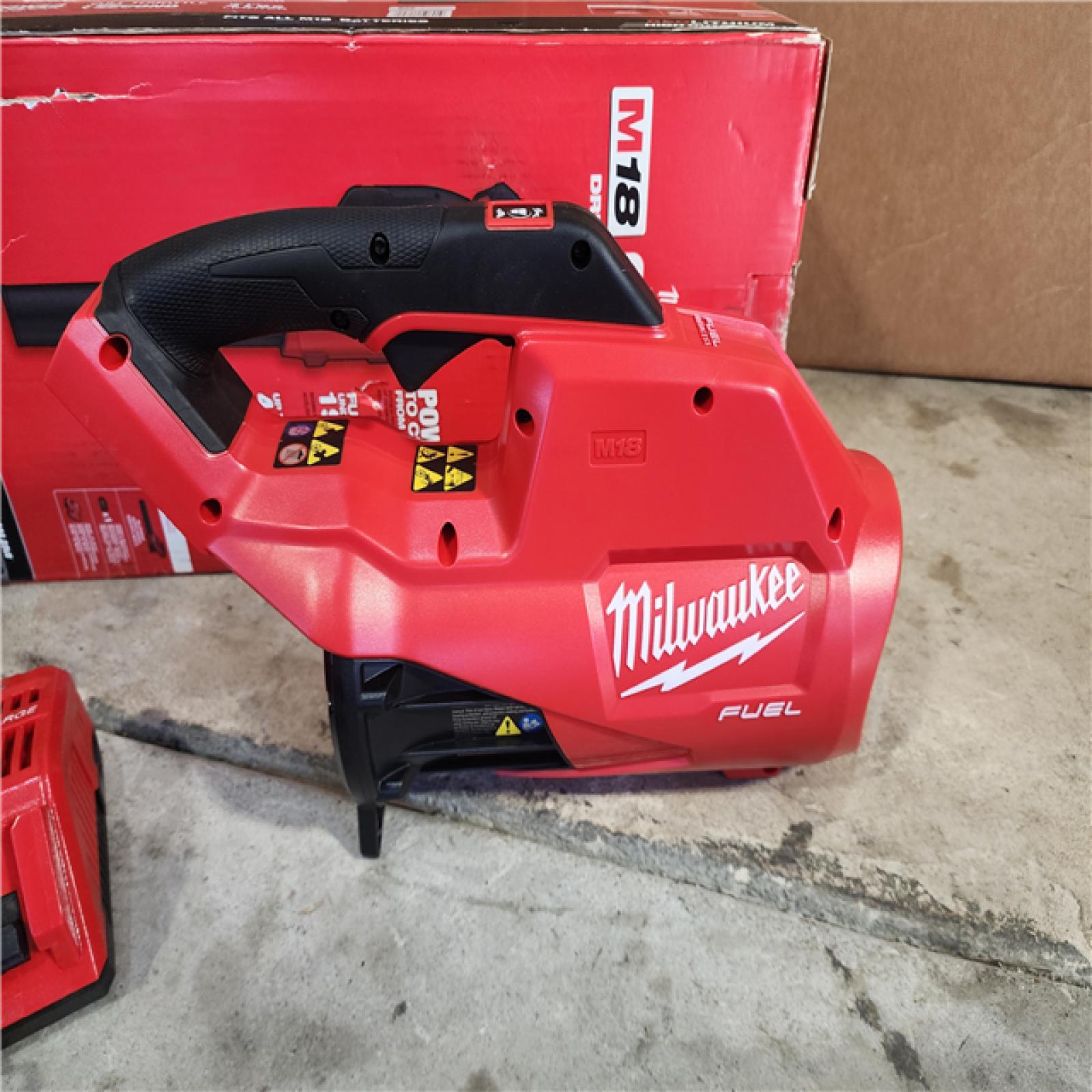 HOUSTON LOCATION - AS-IS (APPEARS LIKE NEW) M18 FUEL 120 MPH 450 CFM 18V Lithium-Ion Brushless Cordless Handheld Blower Kit with 8.0 Ah Battery, Rapid Charger