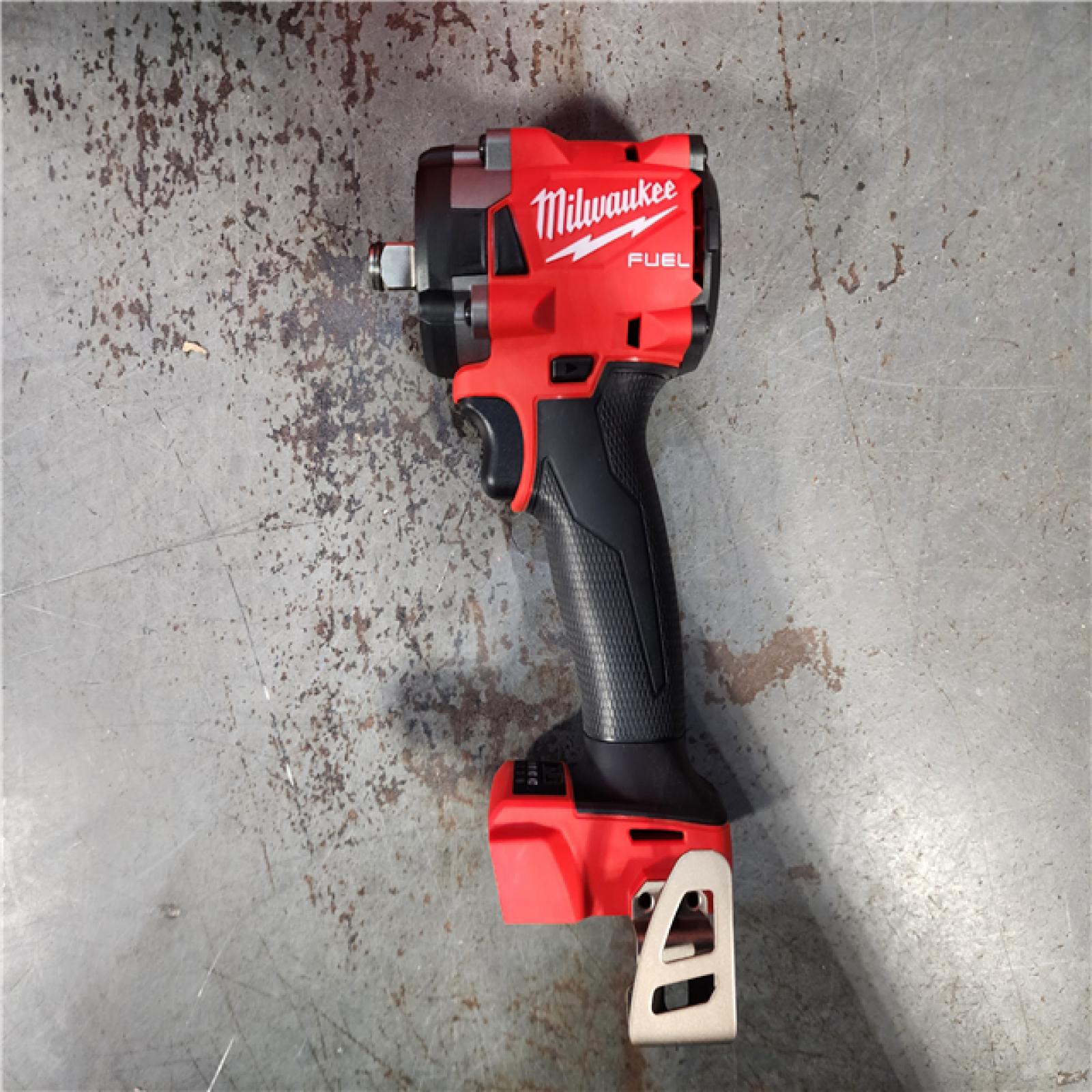 HOUSTON LOCATION - AS-IS (APPEARS LIKE NEW) MILWAUKEE 2855-22R 0.5 in. 18V Brushless Compact Impact Wrench with Friction Ring Kit, Red & Black