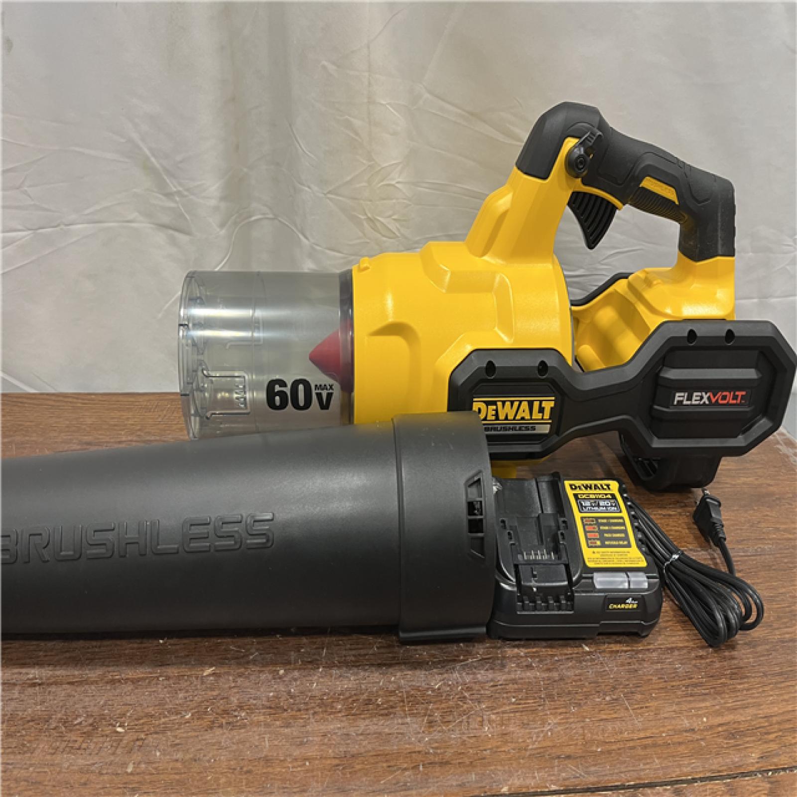 AS-ISDeWalt DEWALT 60V AXIAL BLOWER