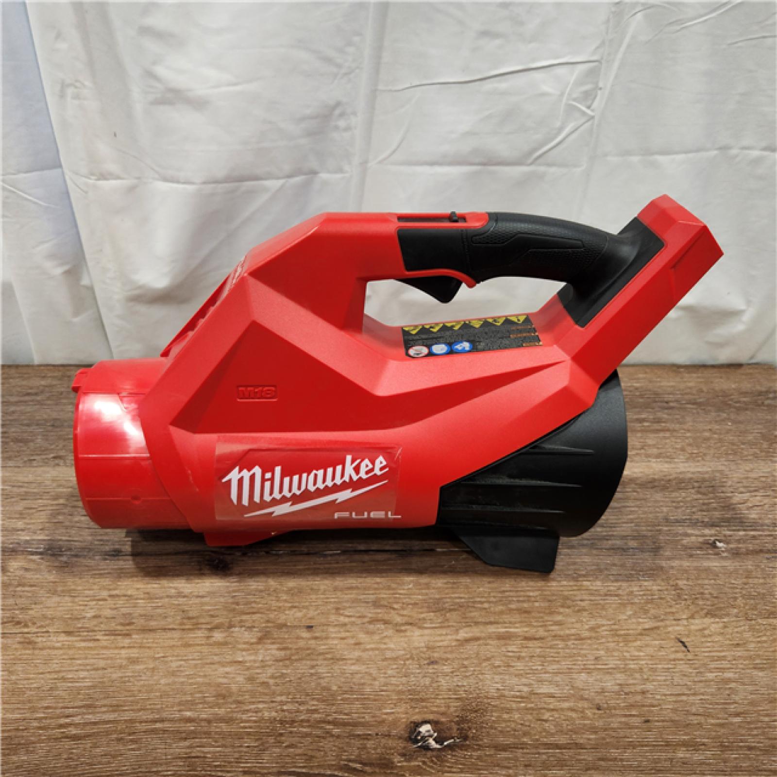 AS-IS Milwaukee M18 FUEL 18V Lithium-Ion Brushless Cordless Handheld Blower (Tool-Only)