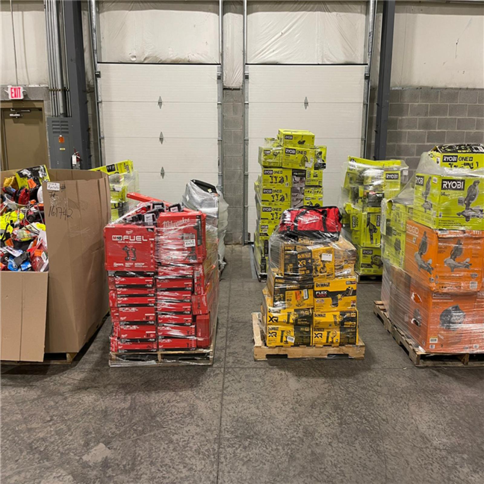 Pittston Location As-Is Power Tools Partial Truckload (8 pallets) 1355760-B