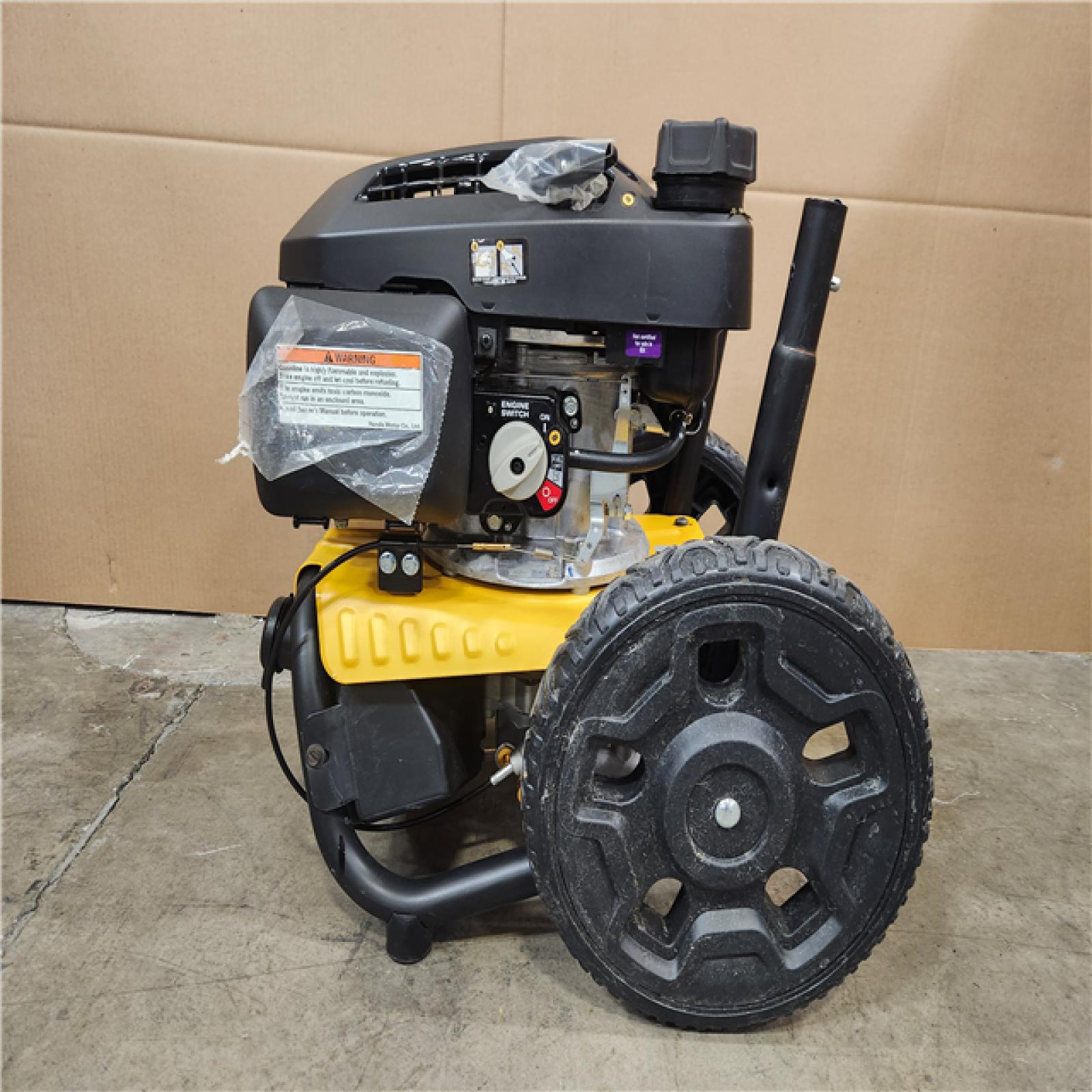 Phoenix Location DEWALT 3300 PSI 2.4 GPM Cold Water Gas Pressure Washer with HONDA GCV200 Engine