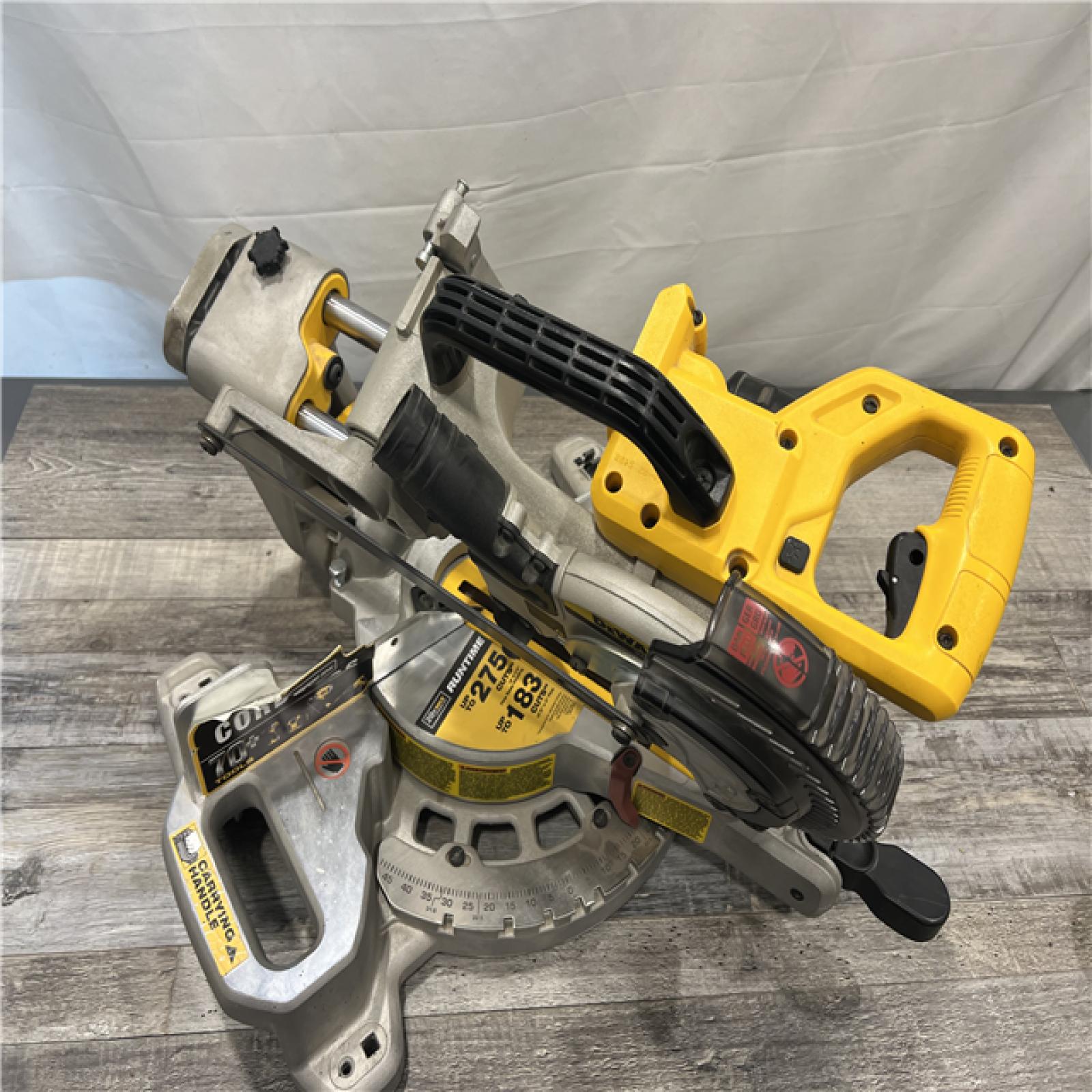 AS-IS DEWALT 20-Volt MAX Lithium-Ion Cordless 7-1/4 in. Miter Saw (Tool Only)