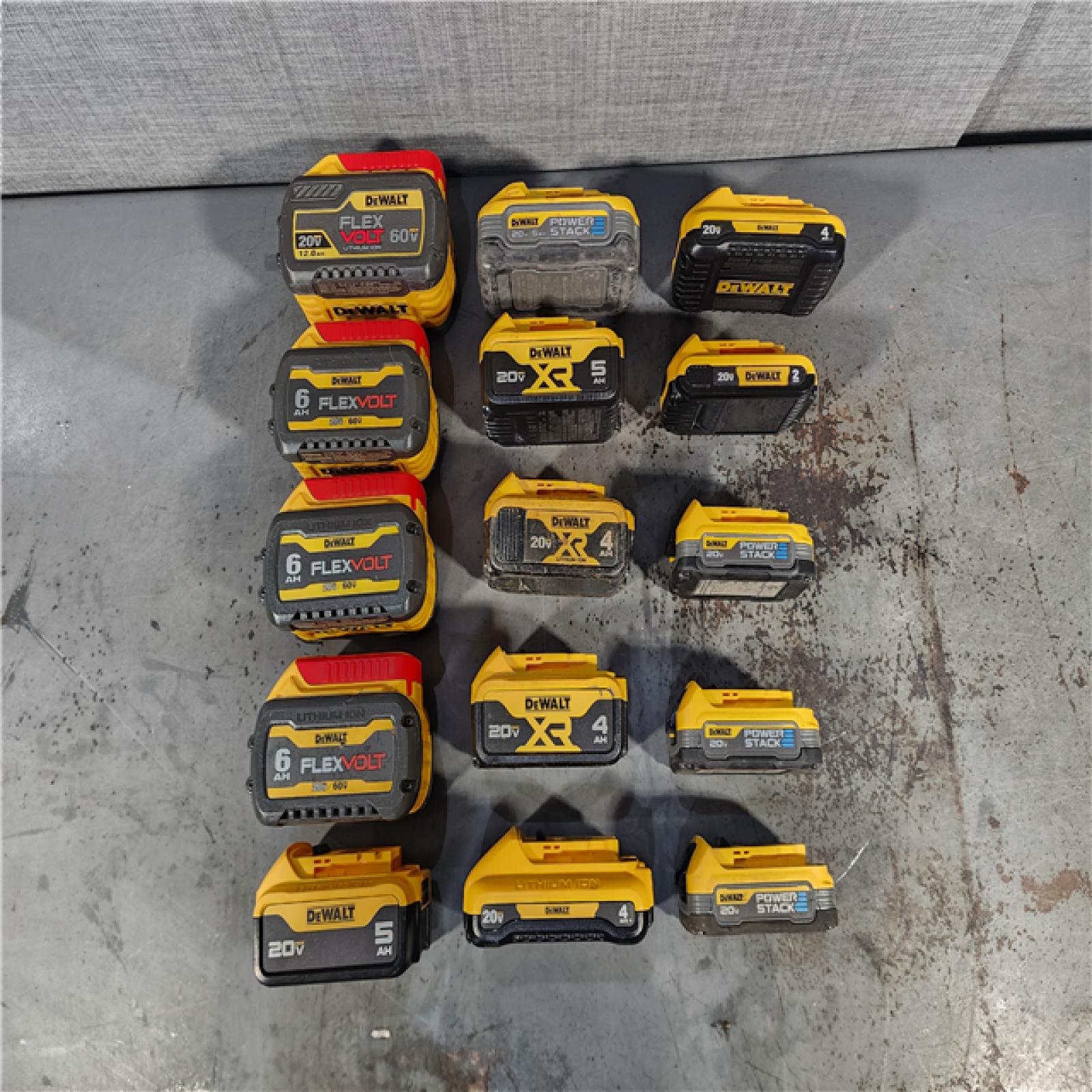 HOUSTON LOCATION - AS-IS DEWALT BATTERY PACK QTY - 15