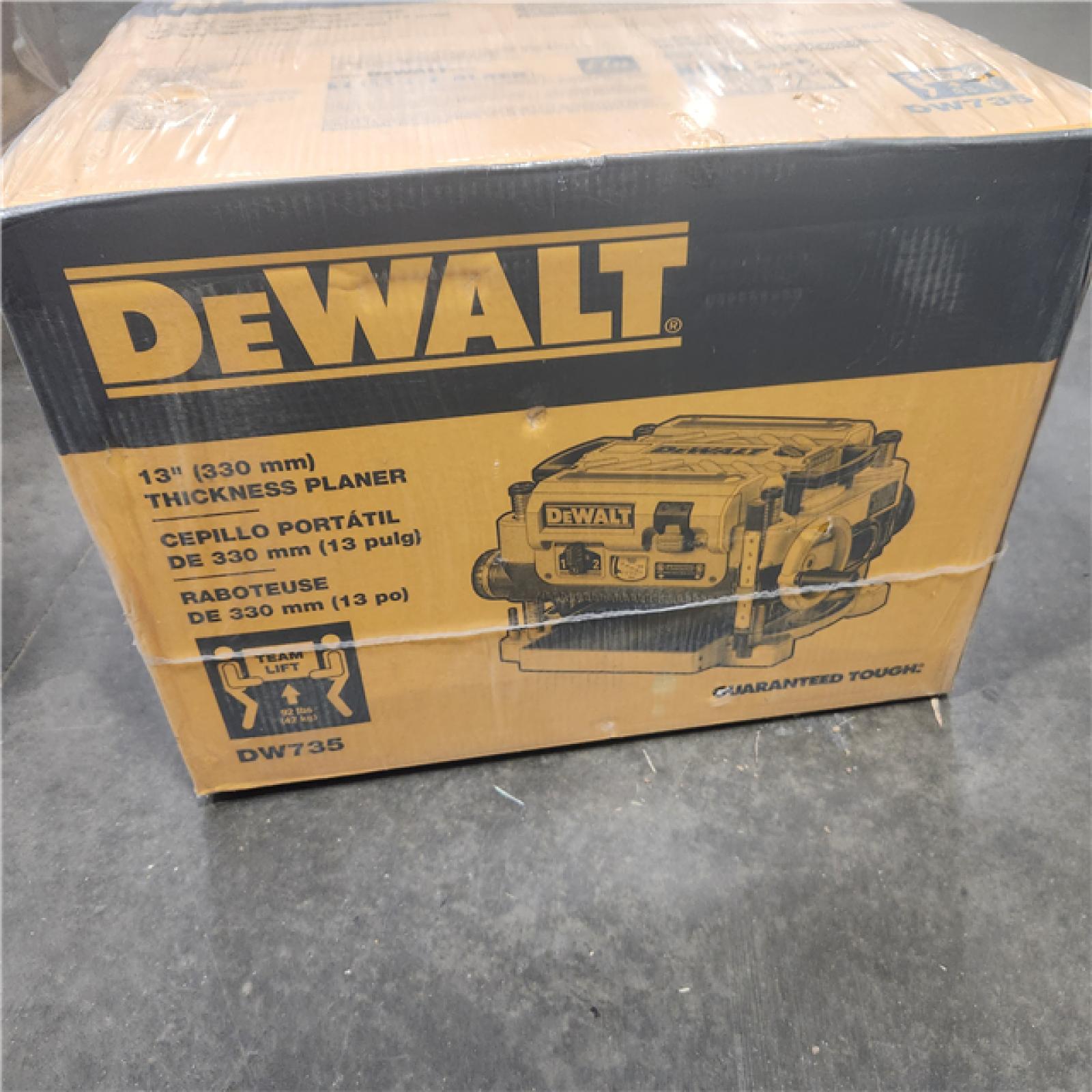 Dallas Location - NEW- DEWALT 15 Amp Corded 13 in. Planer