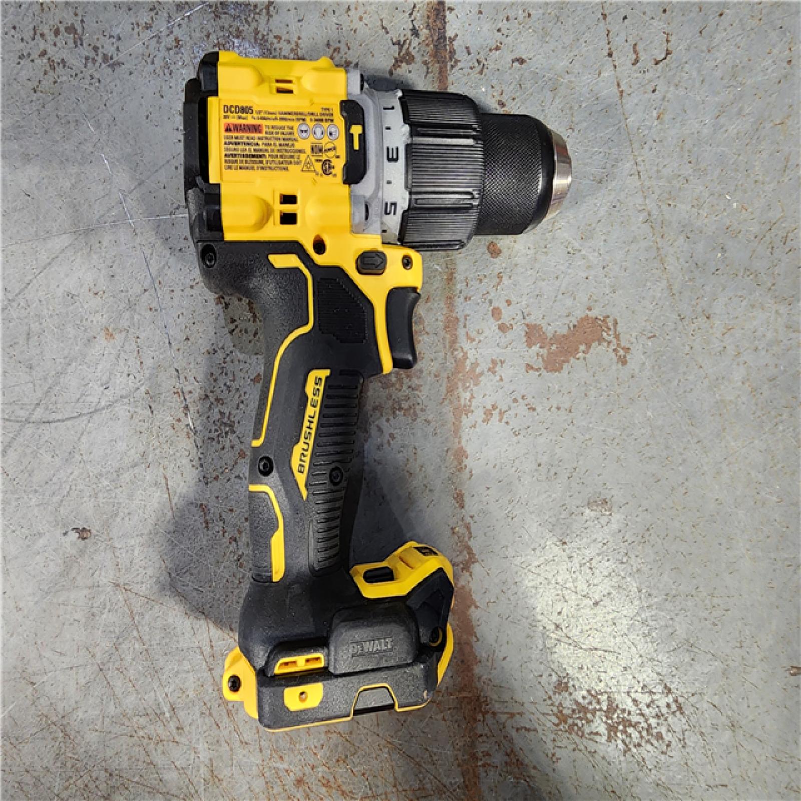 HOUSTON LOCATION - AS-IS DEWALT 20V MAX* XR Brushless Cordless Lithium-Ion 1/2 Hammer Drill/Driver Kit