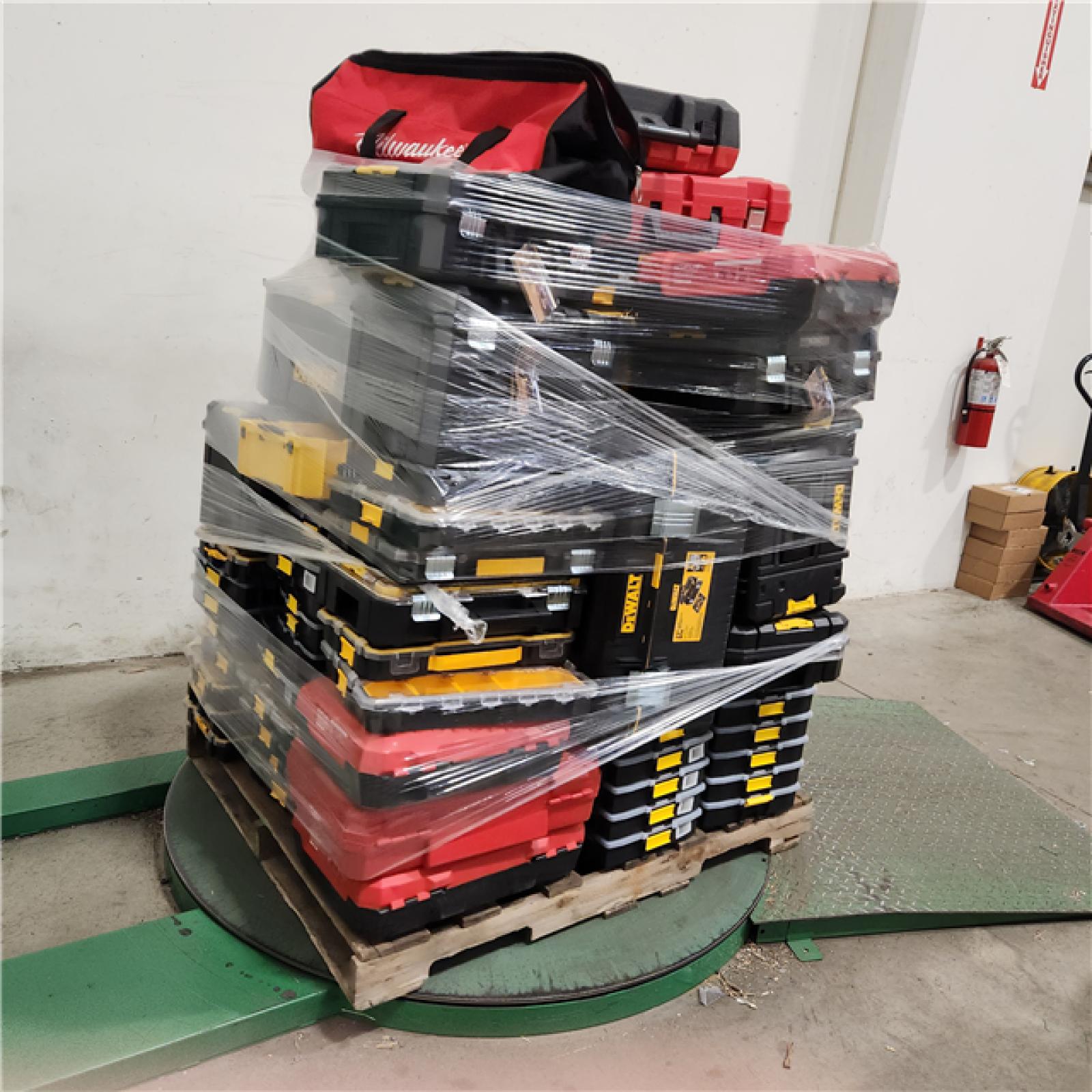 Dallas Location - As-Is Empty Case Tool Pallet