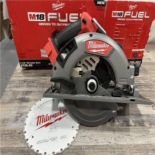 AS-IS MILWAUKEE M18 FUEL 18V Lithium-Ion Brushless Cordless 7-1/4 in. Circular Saw (Tool-Only)