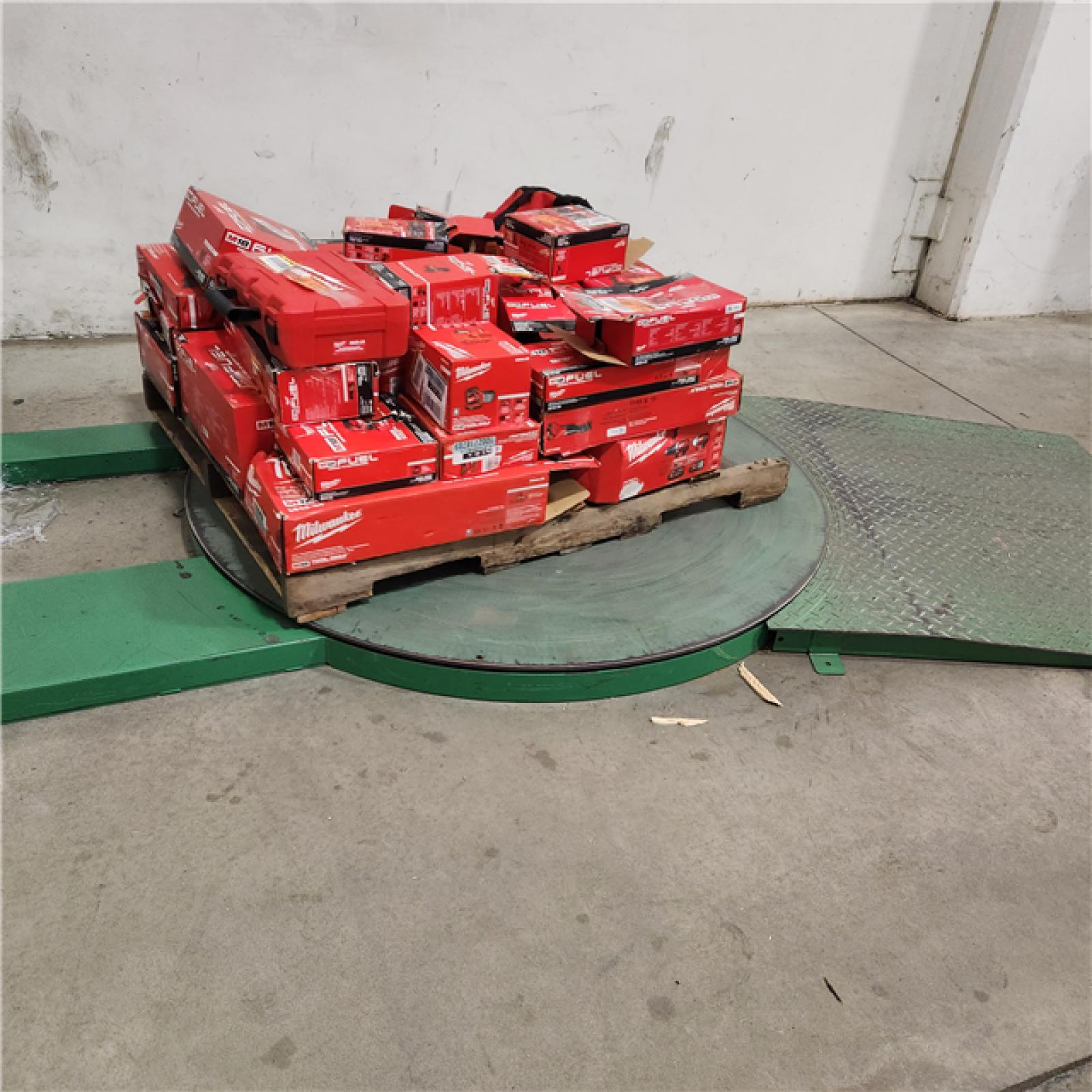 Dallas Location - As-Is MILWAUKEE Tool Pallet