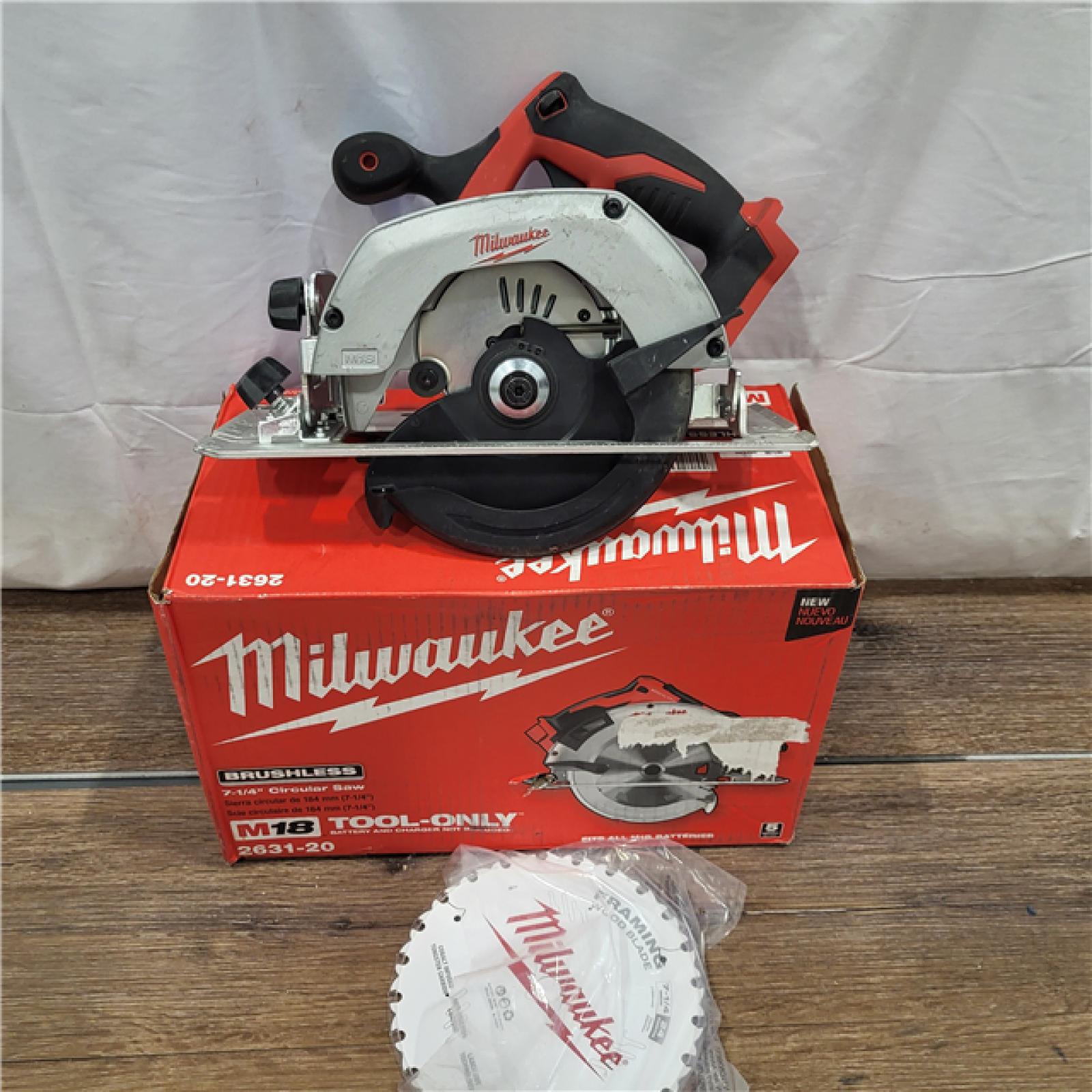 AS-IS Milwaukee M18 7-1/4  18V Brushless Circular Saw 2631-20 (Bare Tool)