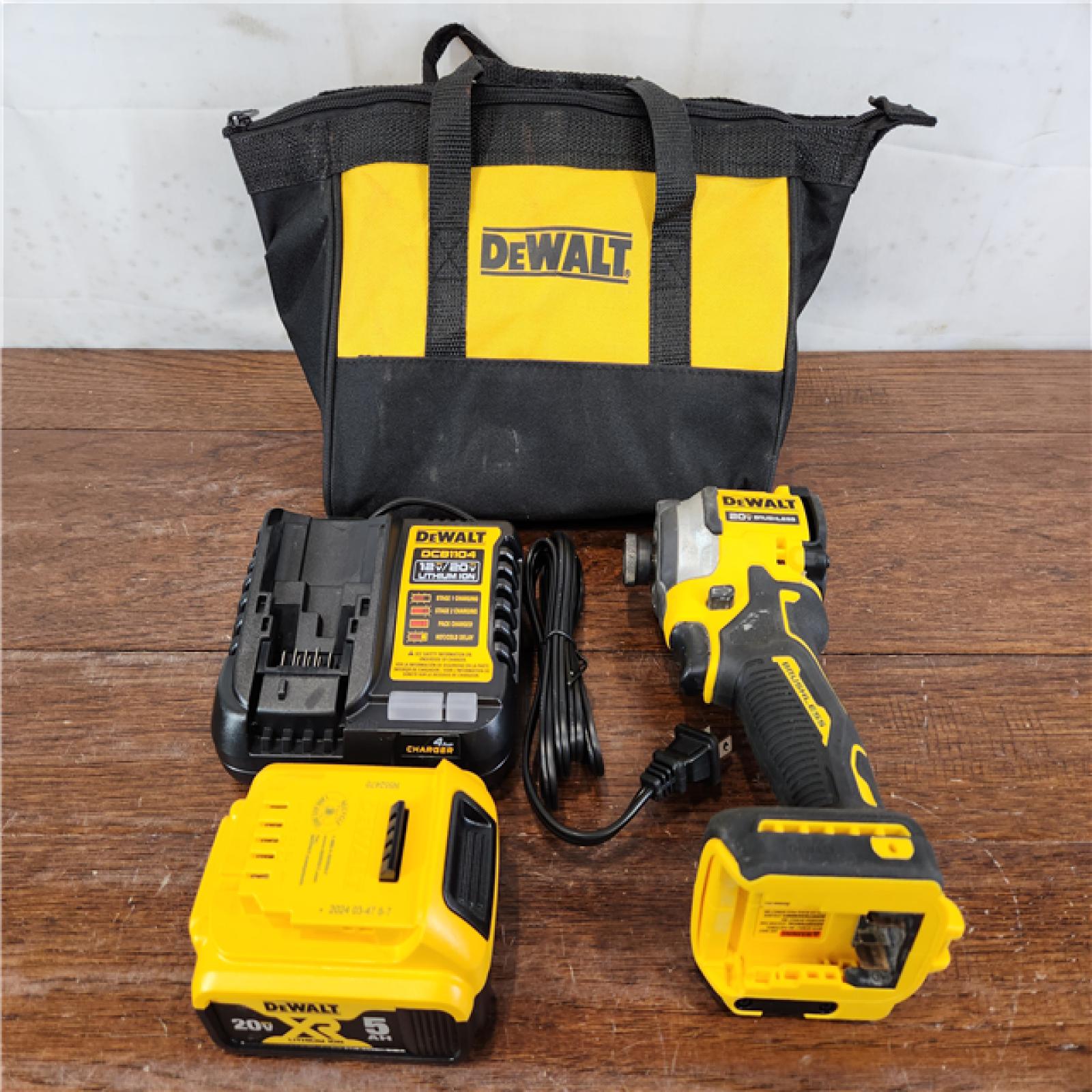 AS-IS DeWalt 20V MAX ATOMIC 1/4 in. Cordless Brushless 3-Speed Impact Driver Kit