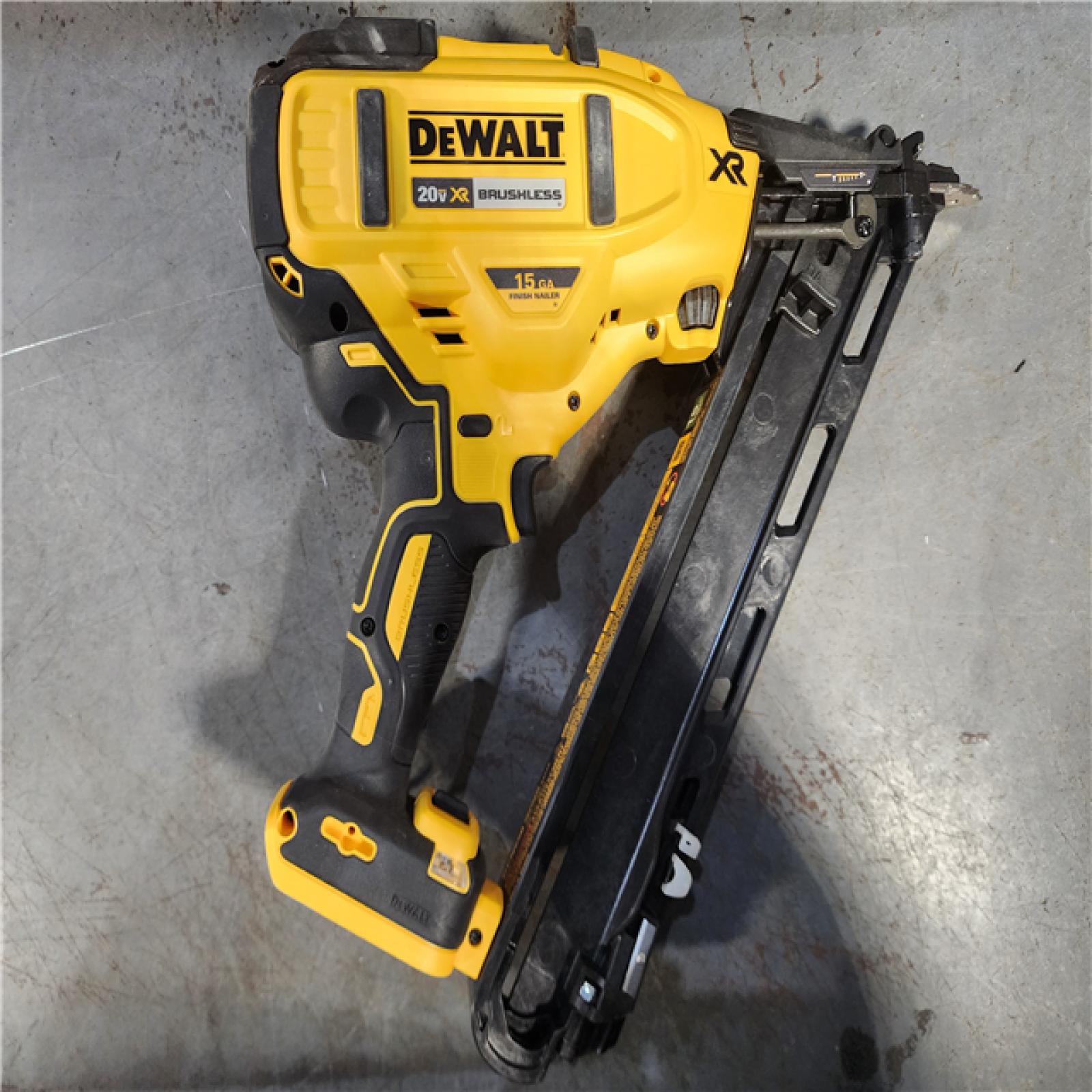 HOUSTON LOCATION - AS-IS DEWALT 20V MAX XR 15 Ga. Cordless 34 Deg Nailer 20 V