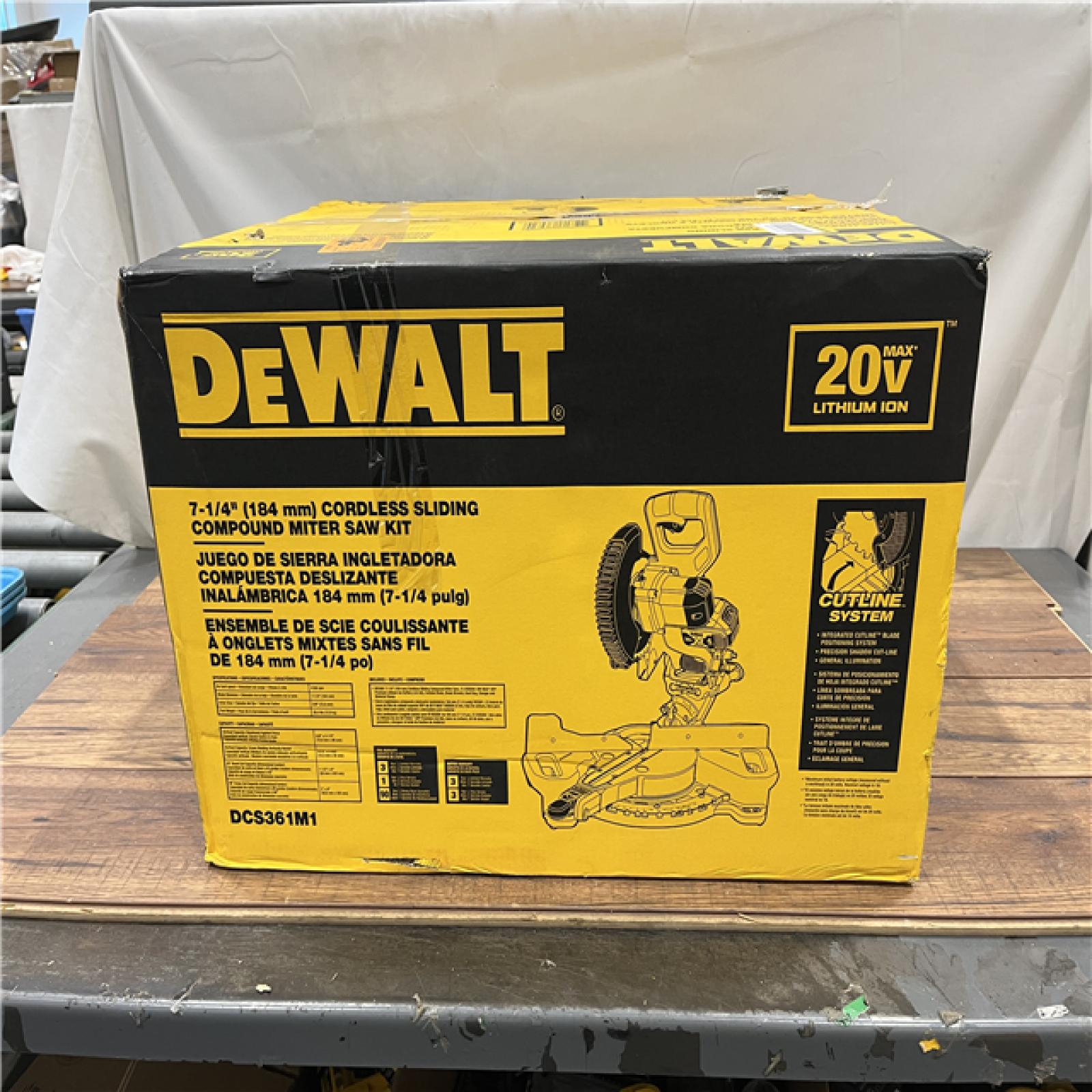 AS-IS DEWALT 20V MAX Cordless 7-1/4 in. Sliding Miter Saw with (1) 20V Battery 4.0Ah