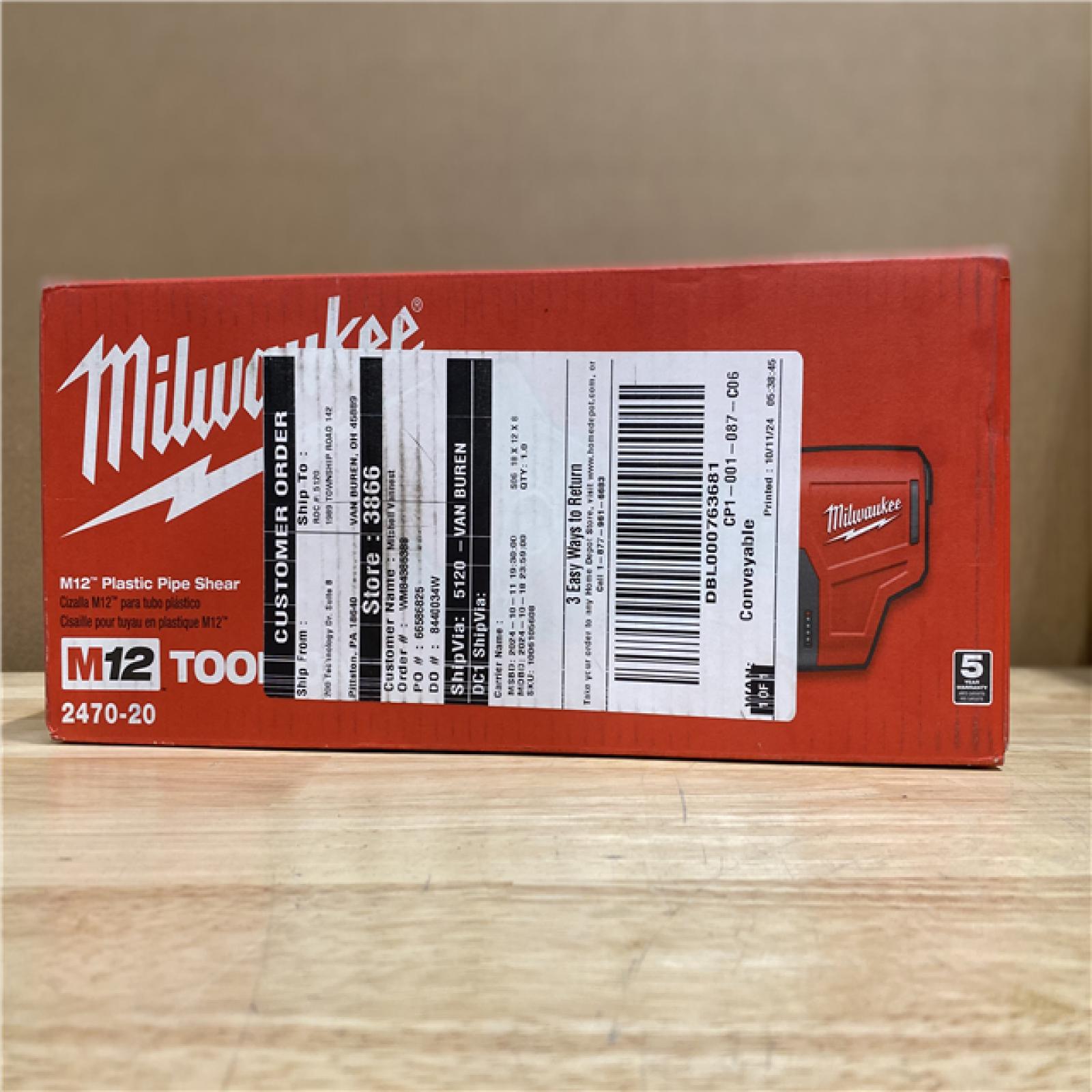 NEW! - Milwaukee M12 12V Lithium-Ion Cordless PVC Pipe Shear (Tool-Only)