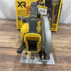 AS IS DEWALT 20-Volt MAX 7-1/4 in. Cordless Circular Saw (Tool Only)