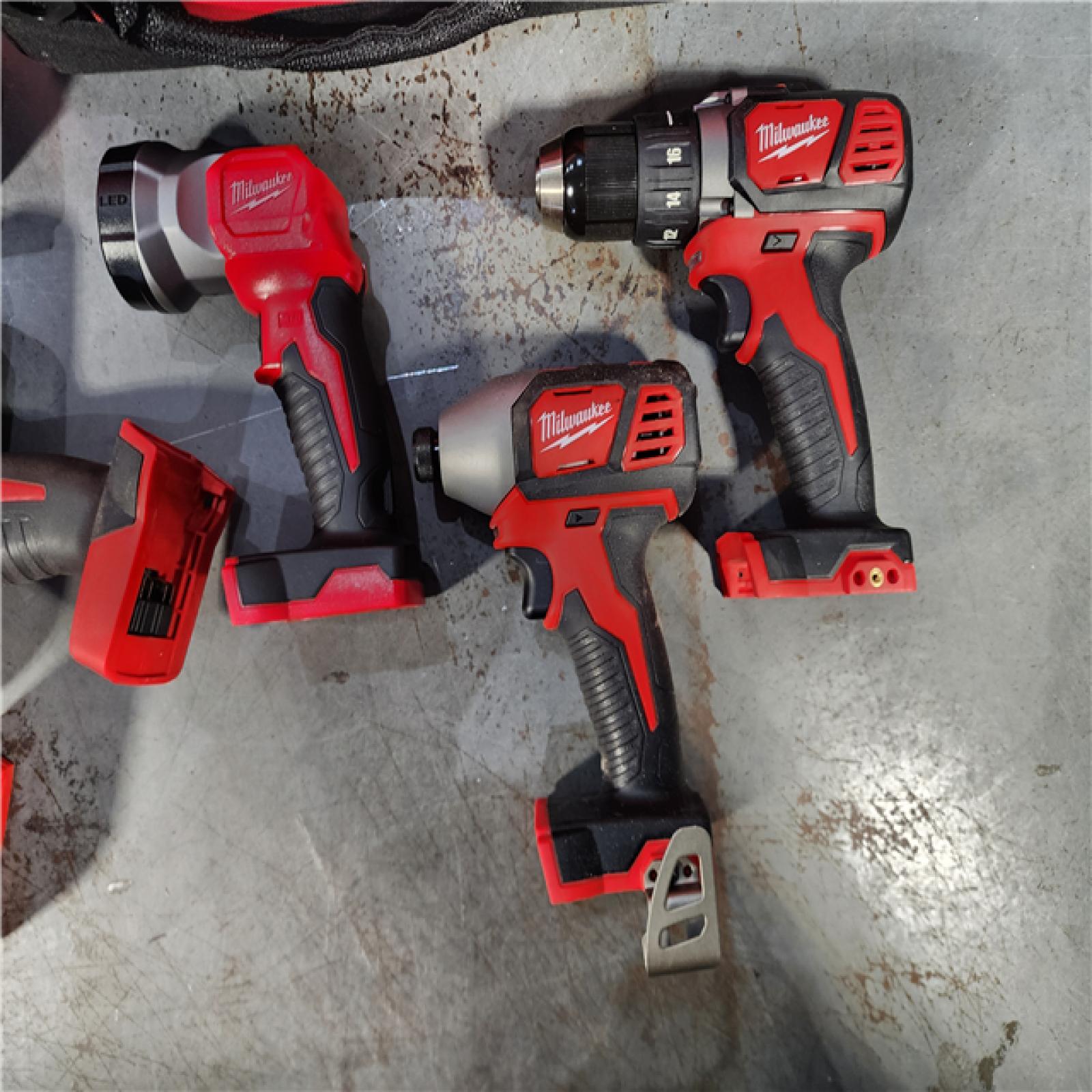 HOUSTON LOCATION - AS-IS (APPEARS LIKE NEW) M18 18V Lithium-Ion Cordless Combo Kit (5-Tool) with (2) Batteries, Charger and Tool Bag