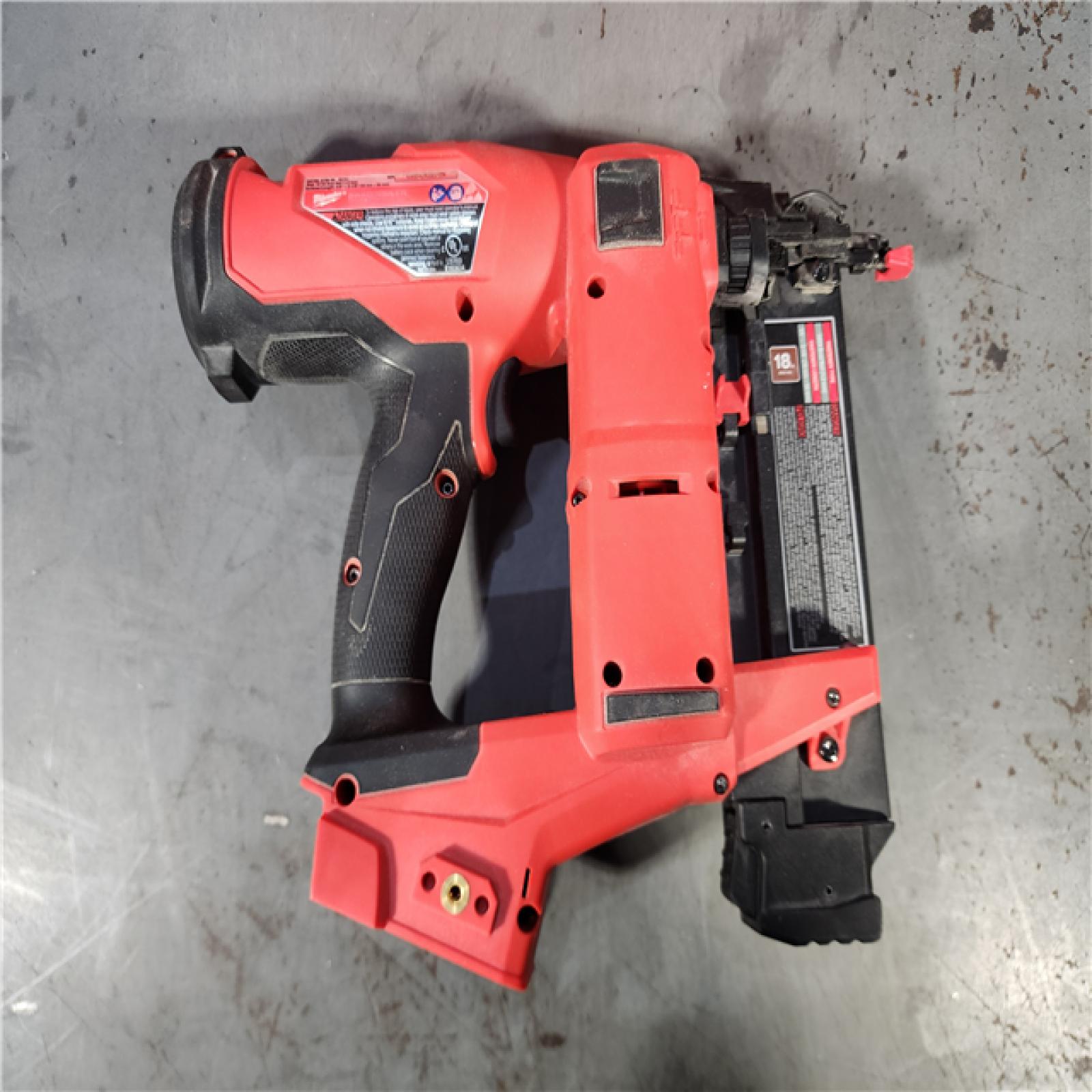 HOUSTON LOCATION - AS-IS Milwaukee M18 Fuel 18V Brushless 18-Gauge Brad Nailer 2746-20 (Bare Tool)