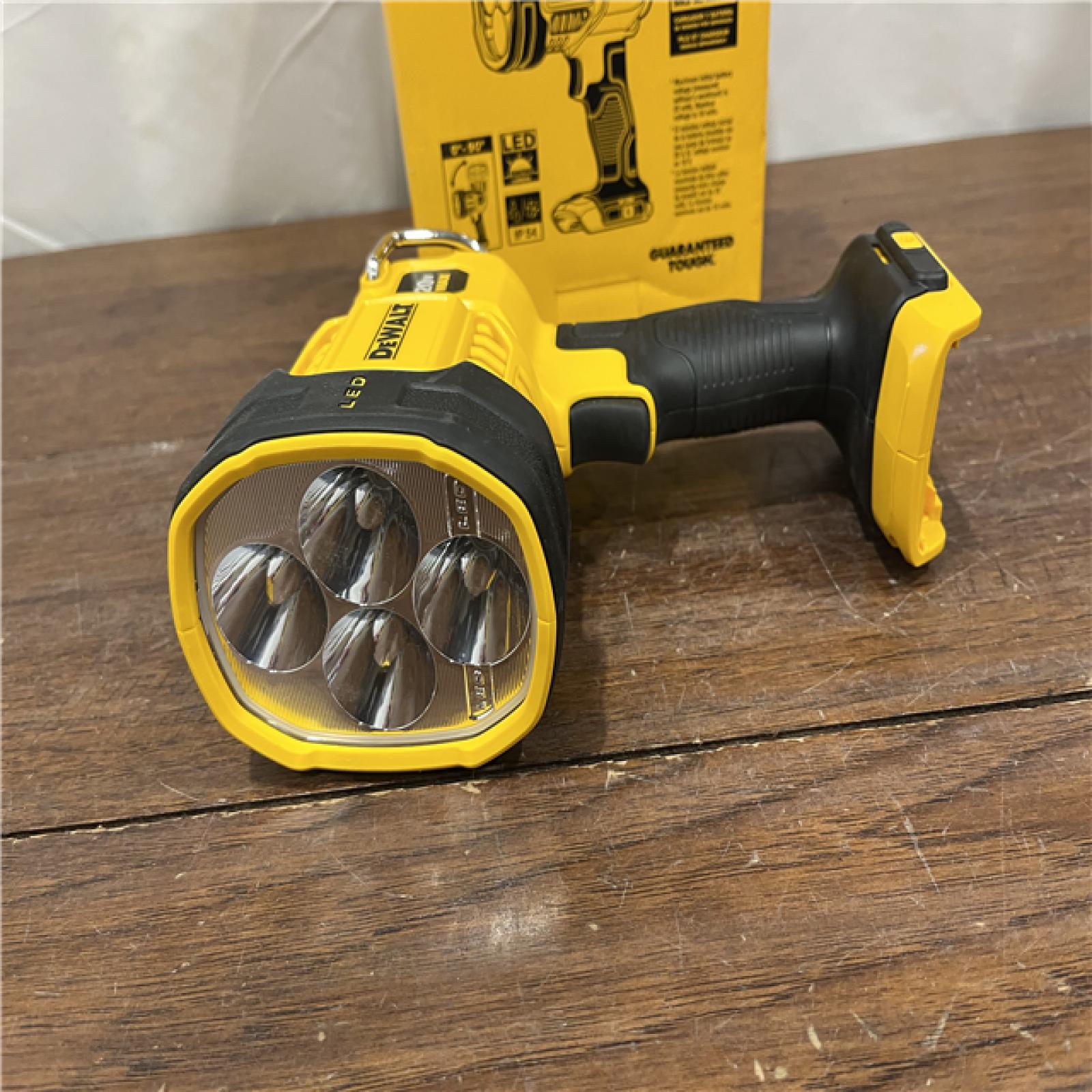 AS-ISDEWALT 20-Volt MAX Lithium-Ion Cordless Jobsite Spotlight