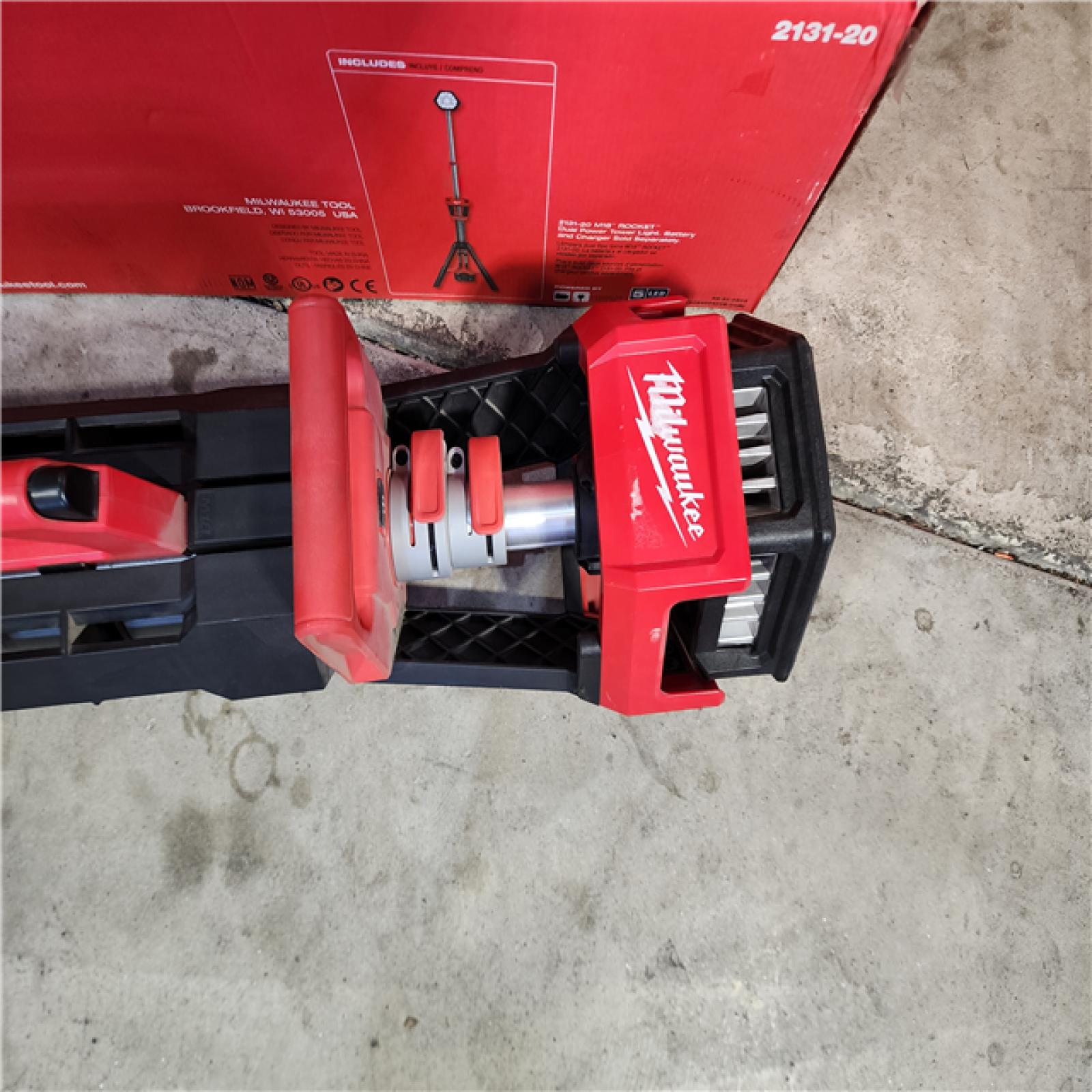 HOUSTON LOCATION - AS-IS Milwaukee M18 18V Cordless Rocket Dual Power Tower Light (Tool Only)