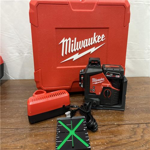 AS-IS Milwaukee-3632-21 M12 Green Beam Laser 360Â° 3-Plane Kit