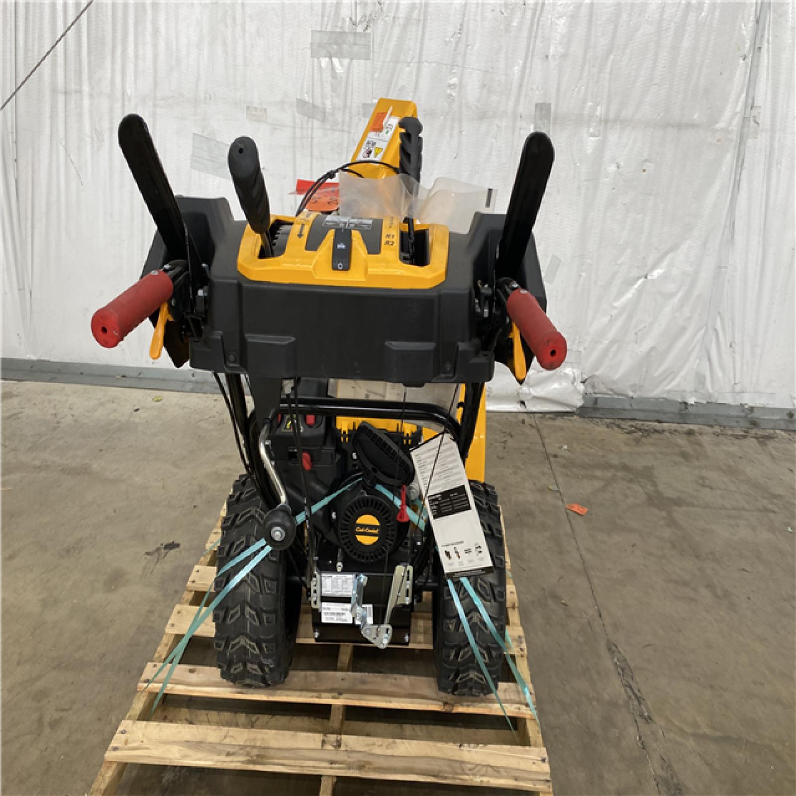Houston Location AS IS - Cub Cadet 2X 28 in. Snowblower