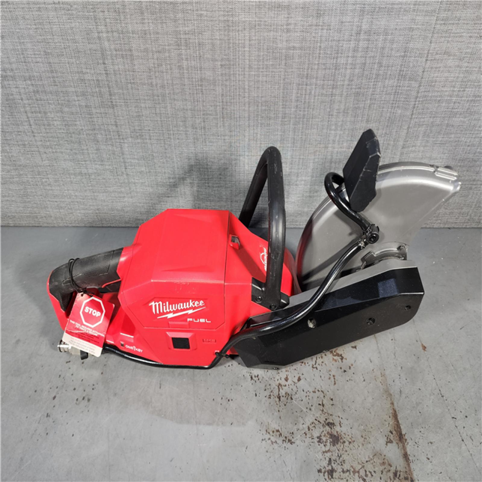 HOUSTON LOCATION - AS-IS (APPEARS LIKE NEW) Milwaukee 2786-20 M18 FUEL Lithium-Ion 9 in. Cut-Off Saw W/ ONE-KEY (Tool Only)