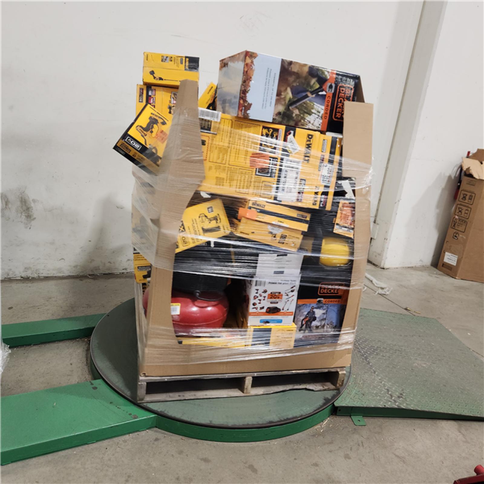 Dallas Location - As-Is DEWALT Tool Pallet