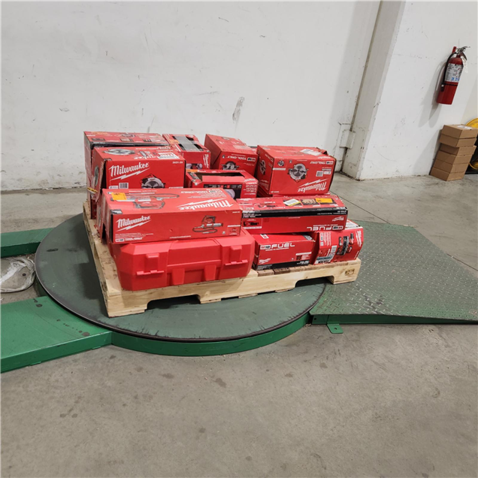 Dallas Location - As-Is MILWAUKEE Tool Pallet