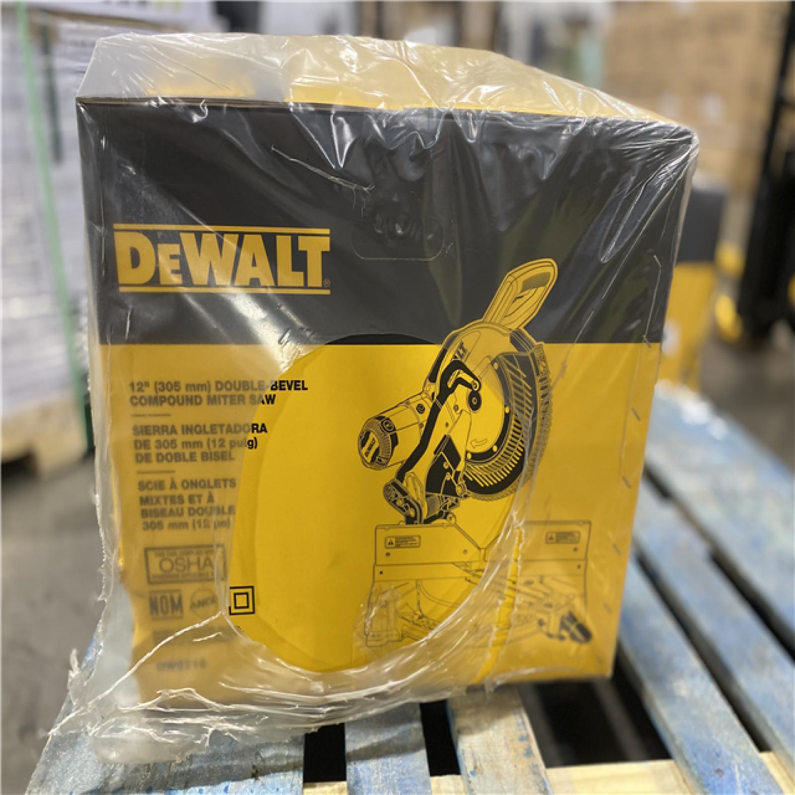 DALLAS LOCATION - DEWALT 15 Amp Corded 12 in. Compound Double Bevel Miter Saw