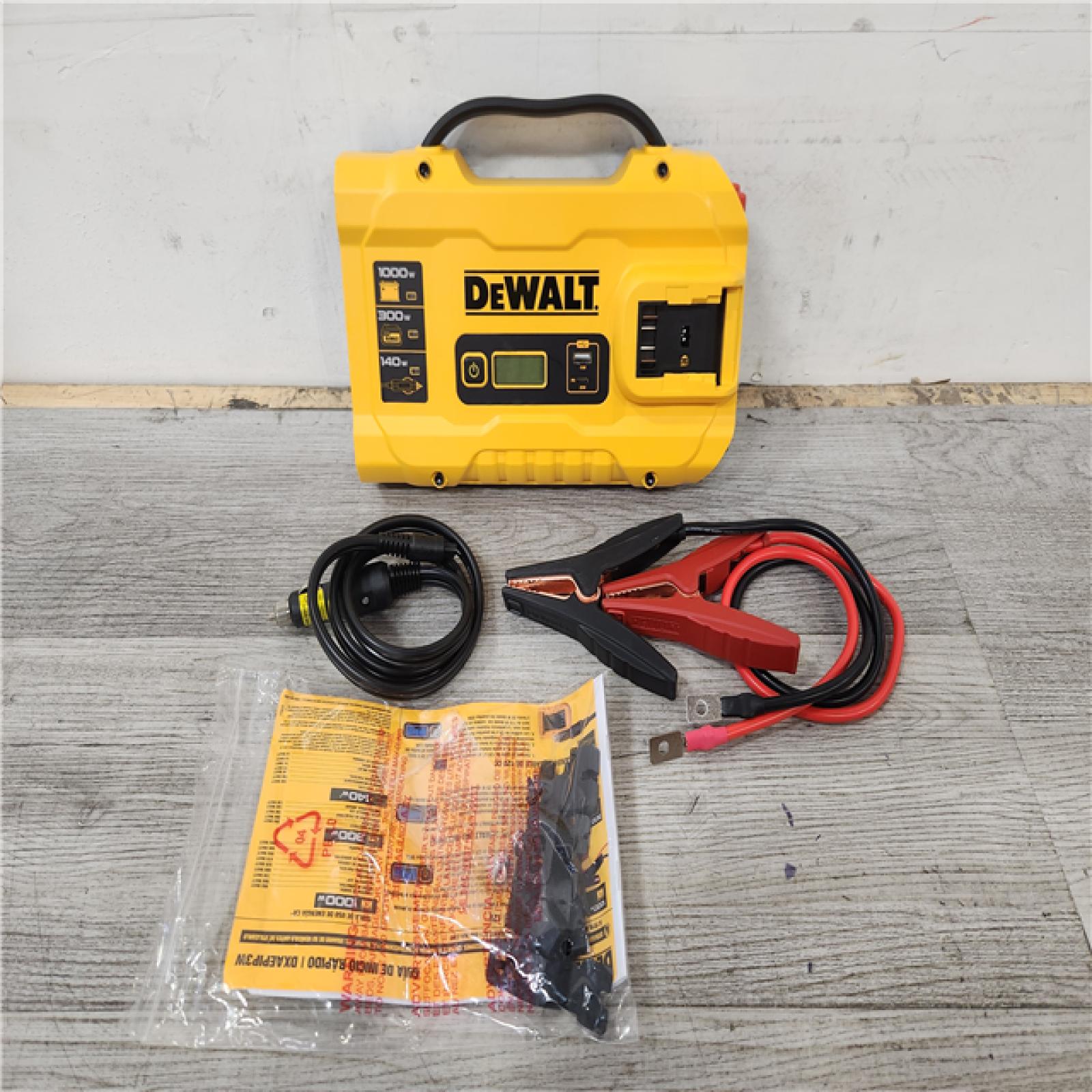 Phoenix Location DEWALT 3-Way 1000-Watt Power Inverter Compatible with 20-Volt XR 5 AH Lithium-Ion Battery (Not Included)