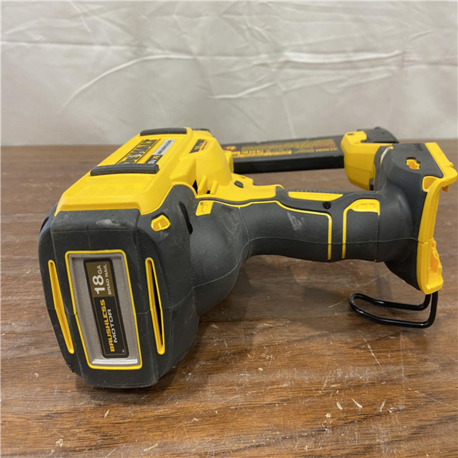 AS-IS DeWalt 20V MAX XR Lithium-Ion Electric Cordless 18-Gauge Brad Nailer (Tool Only)