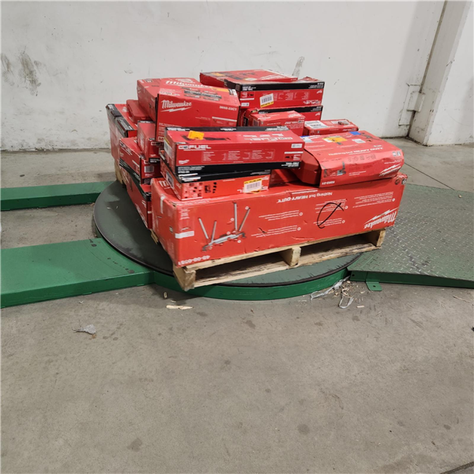 Dallas Location - As-Is MILWAUKEE Tool Pallet